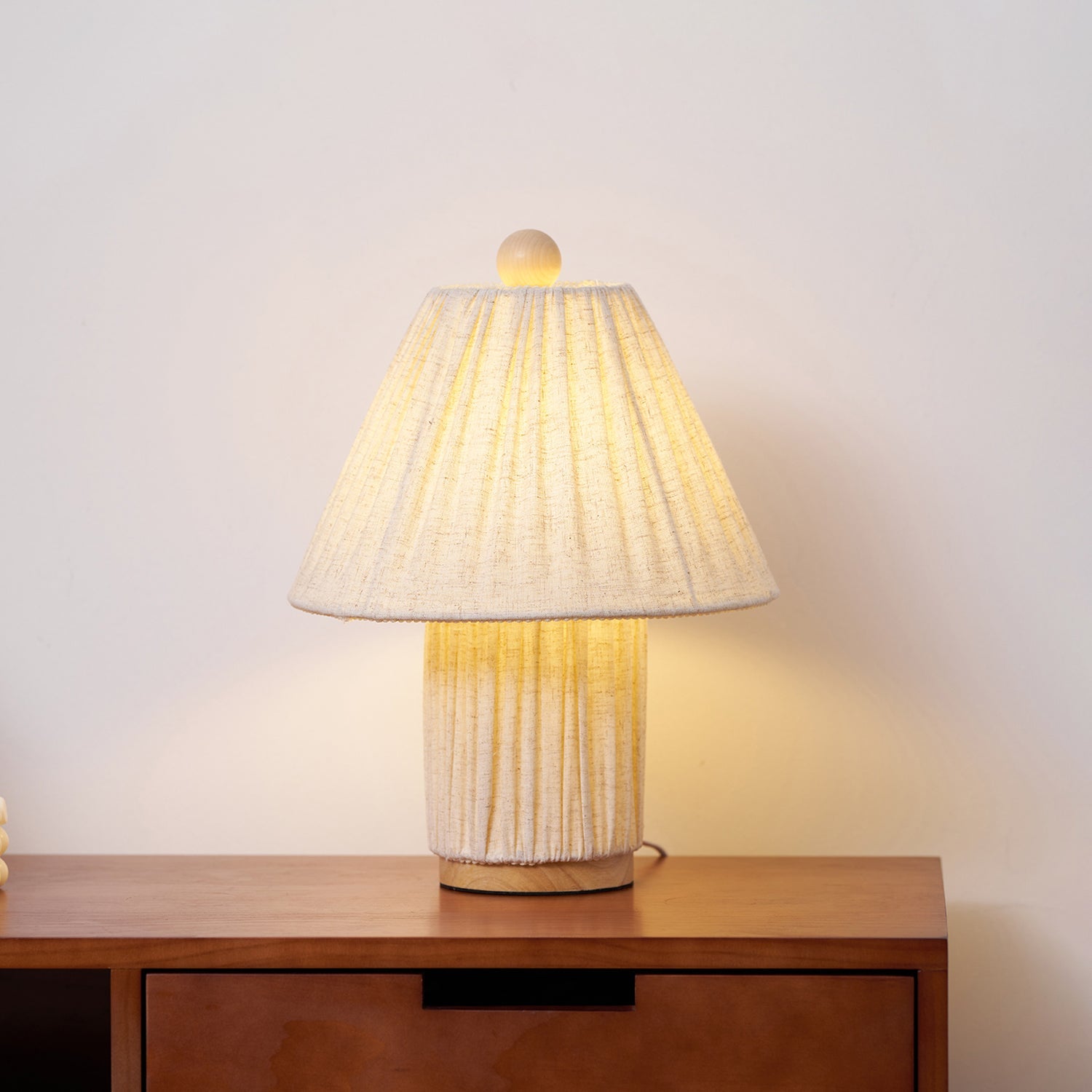 Zelenka Retro Table Lamp