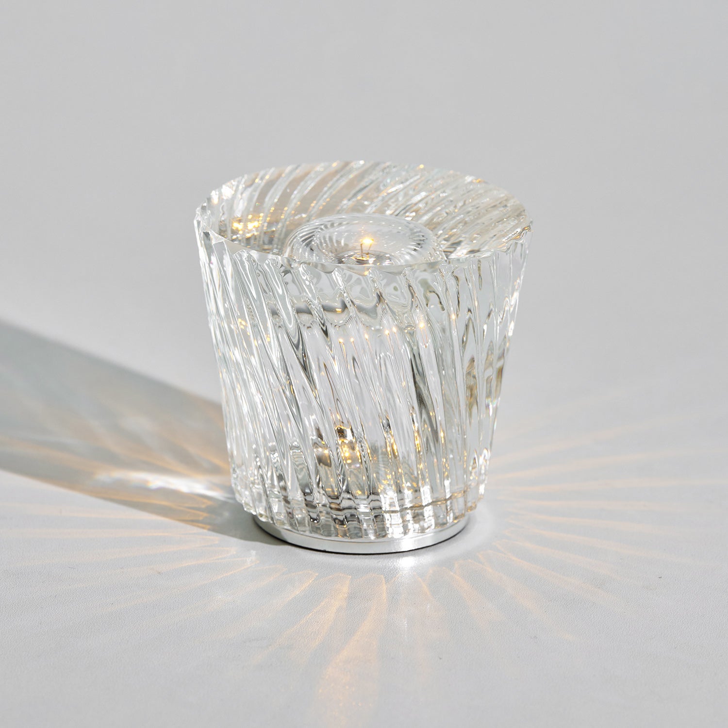 Mavin Table Lamp