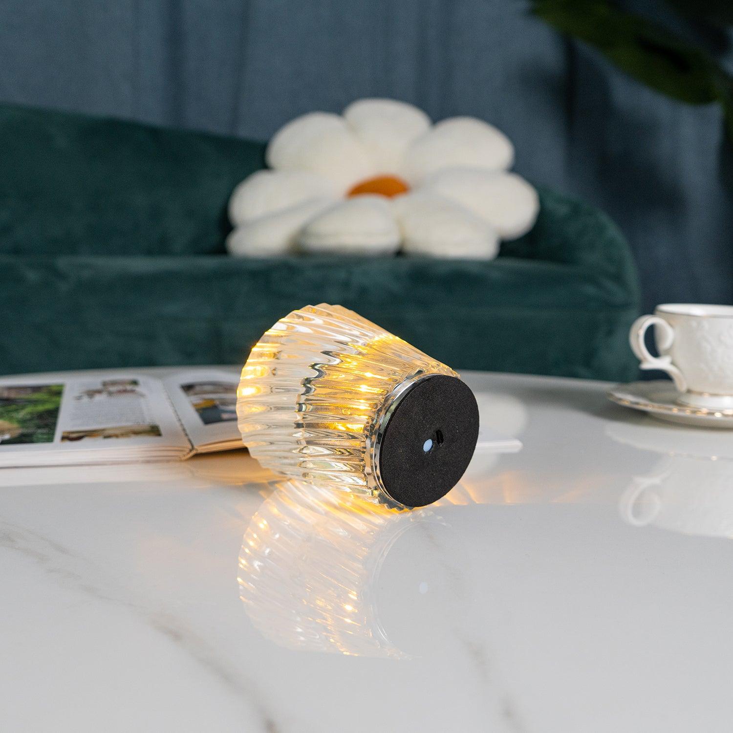 Mavin Table Lamp