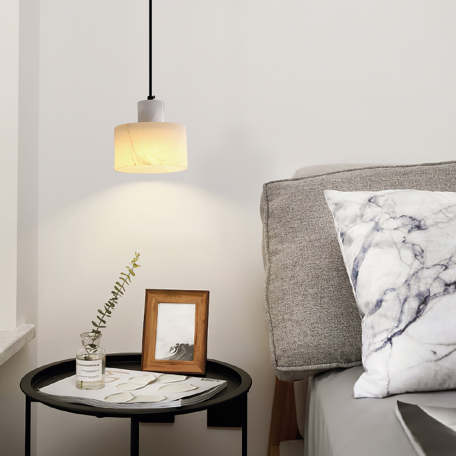Parelia Pendant Light