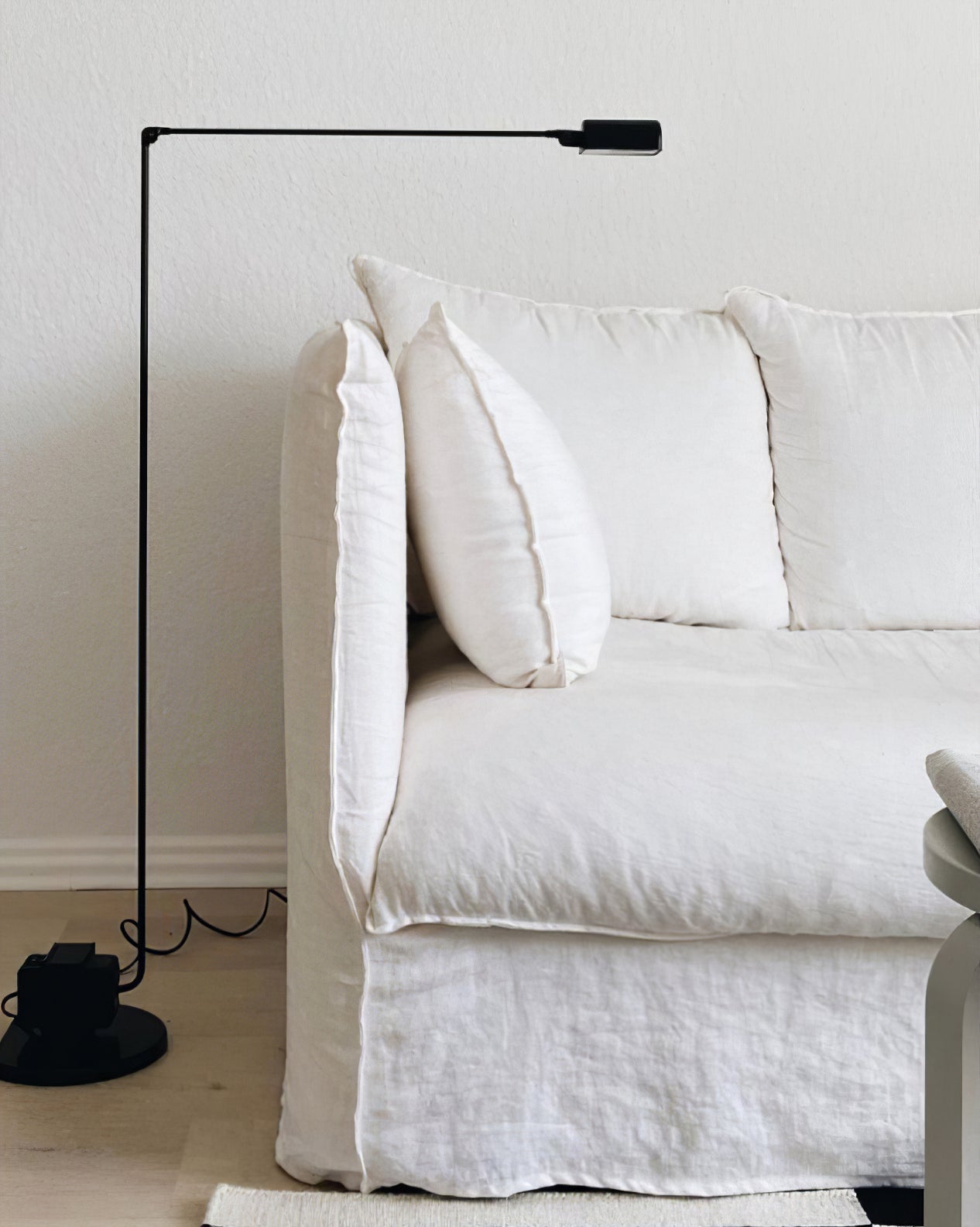 Halelyn Floor Lamp