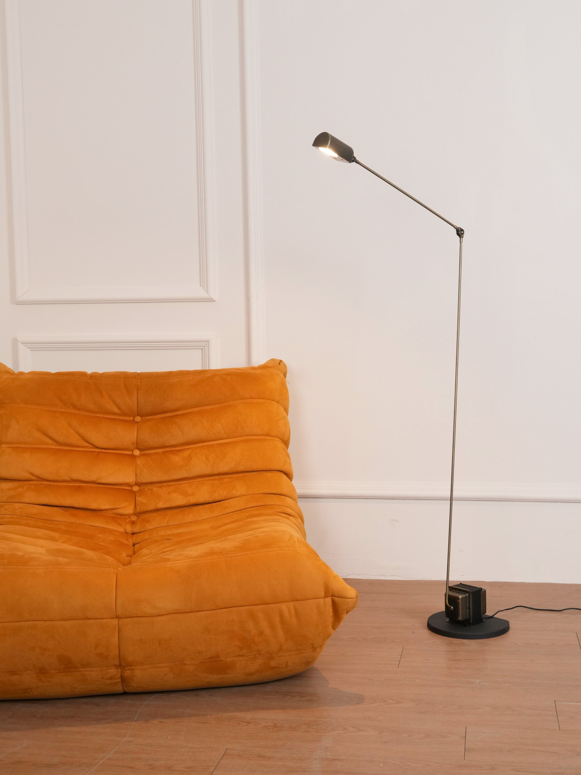 Halelyn Floor Lamp