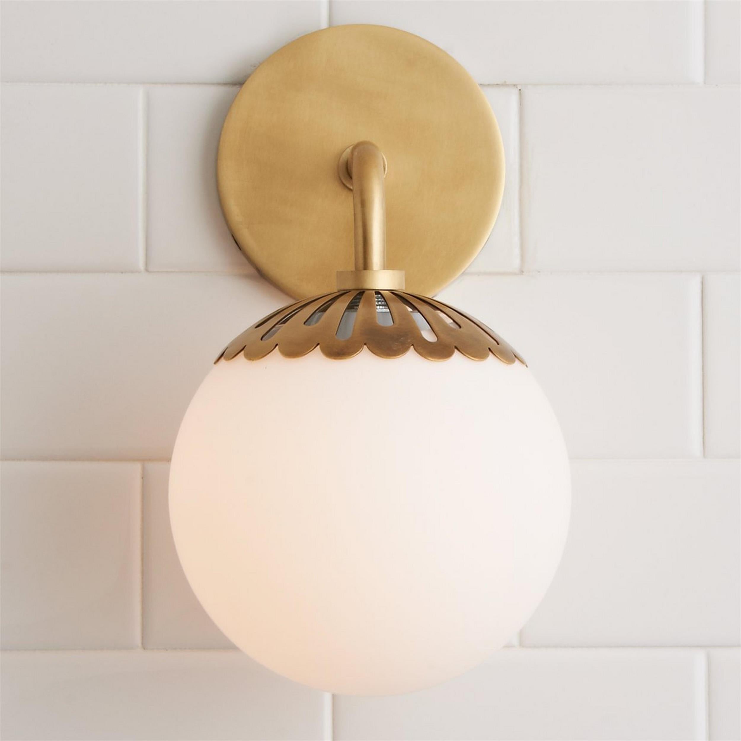 Quini Globe Wall Light
