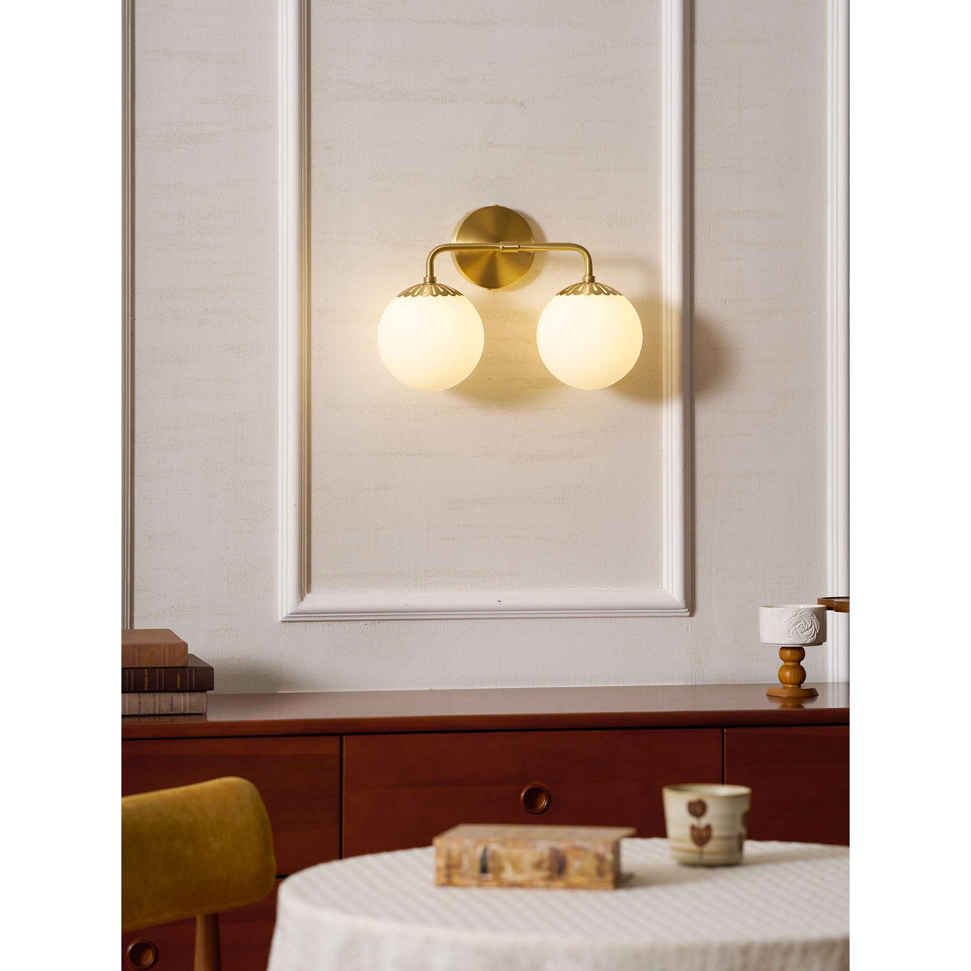 Quini Globe Wall Light