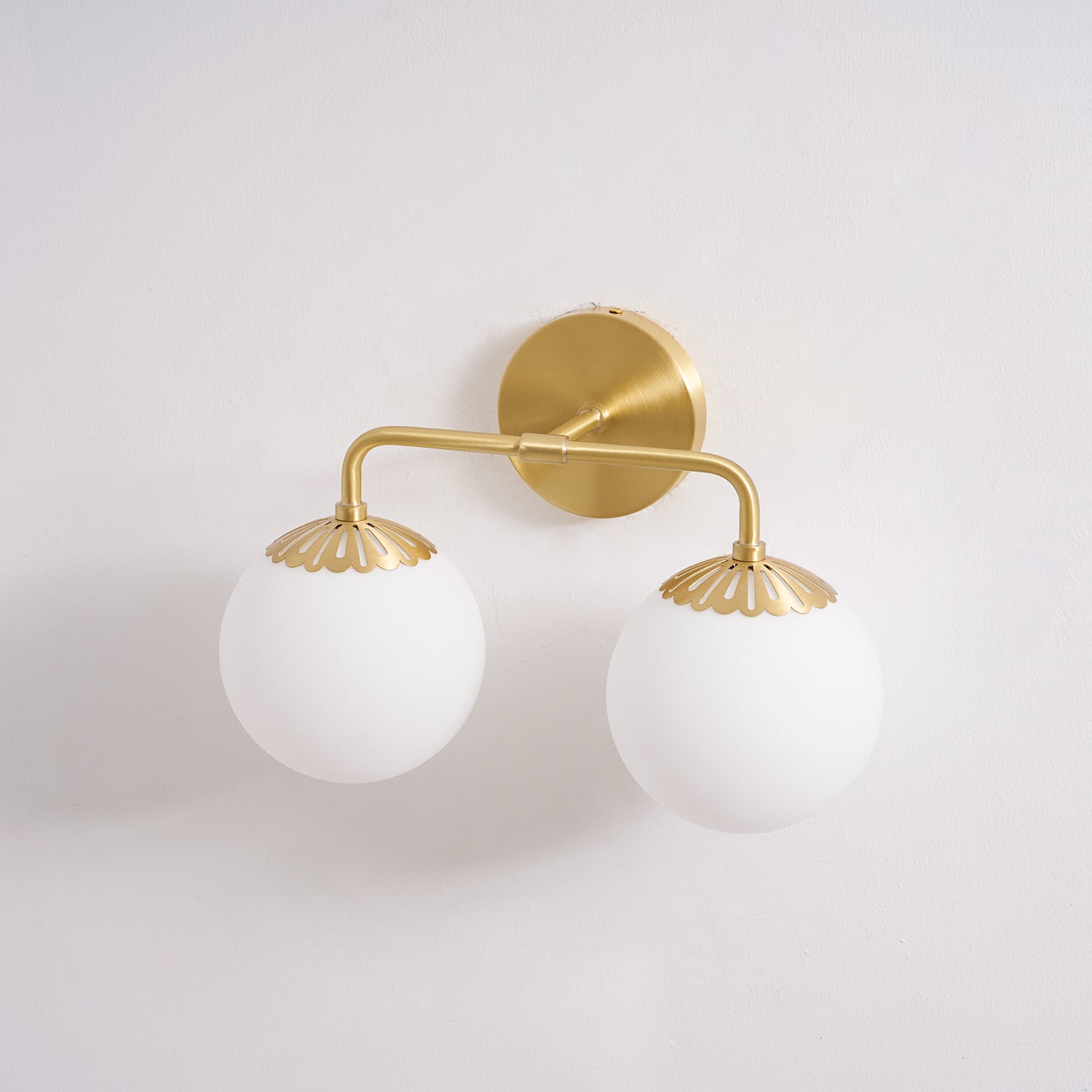 Quini Globe Wall Light