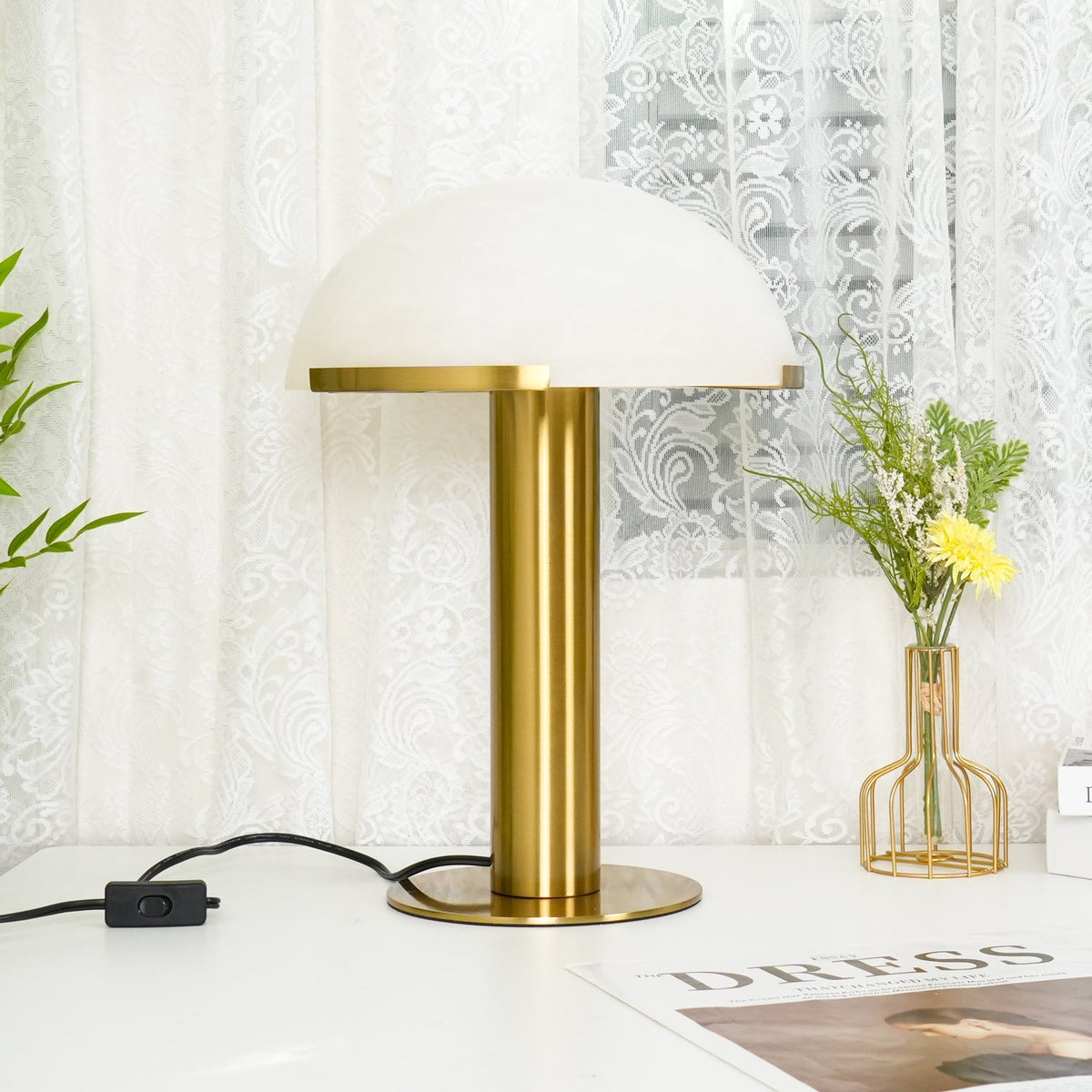 Elegance Alabaster Table Lamp – detail 5
