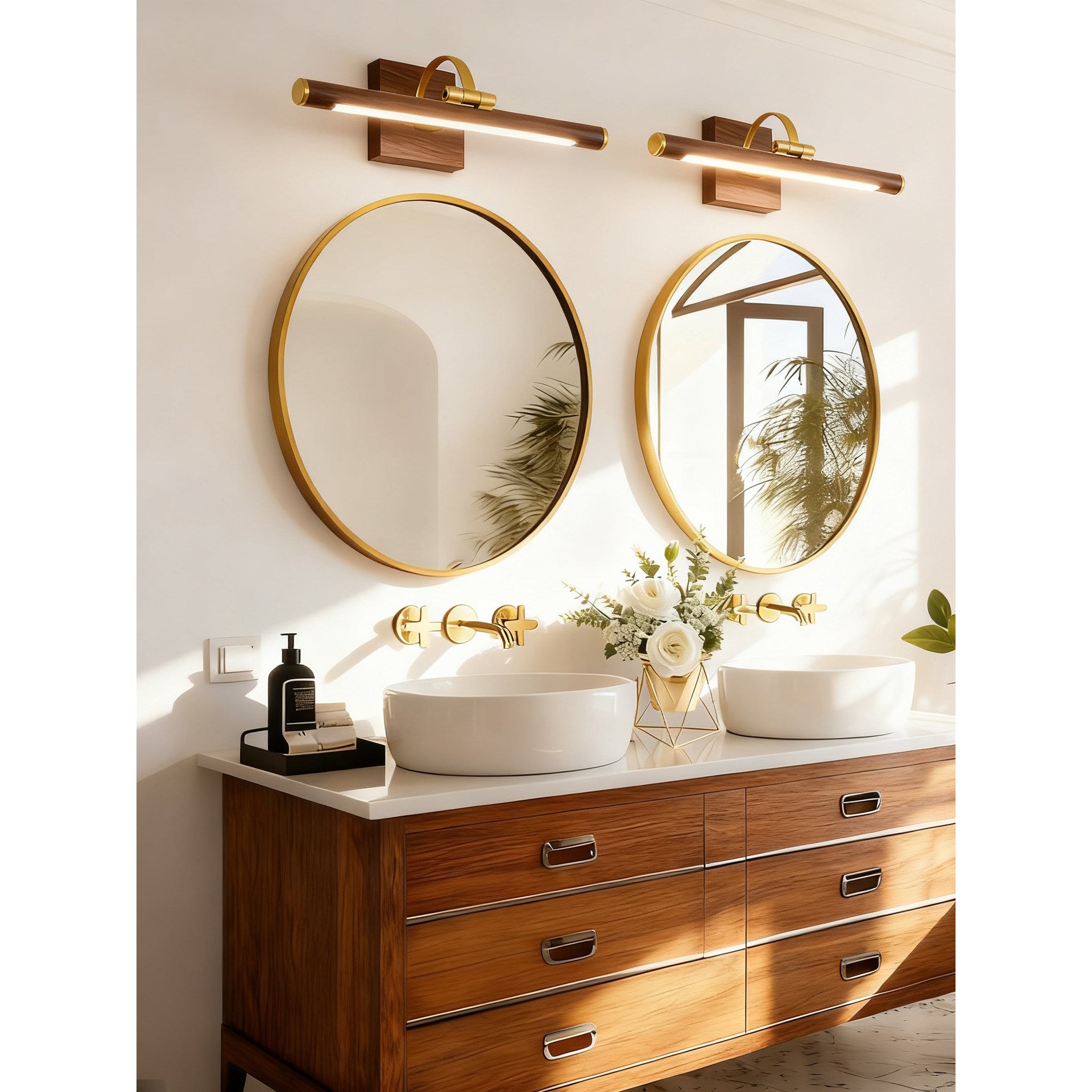 Laner Linear Wall Light