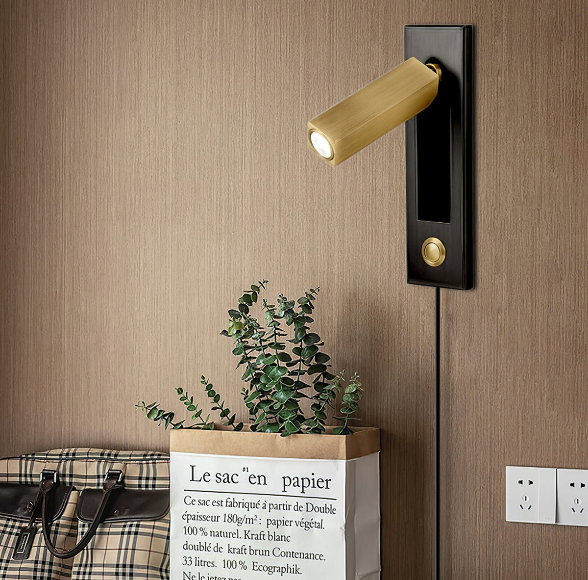 Embedded Bedside Plug-in Sconce – detail 3
