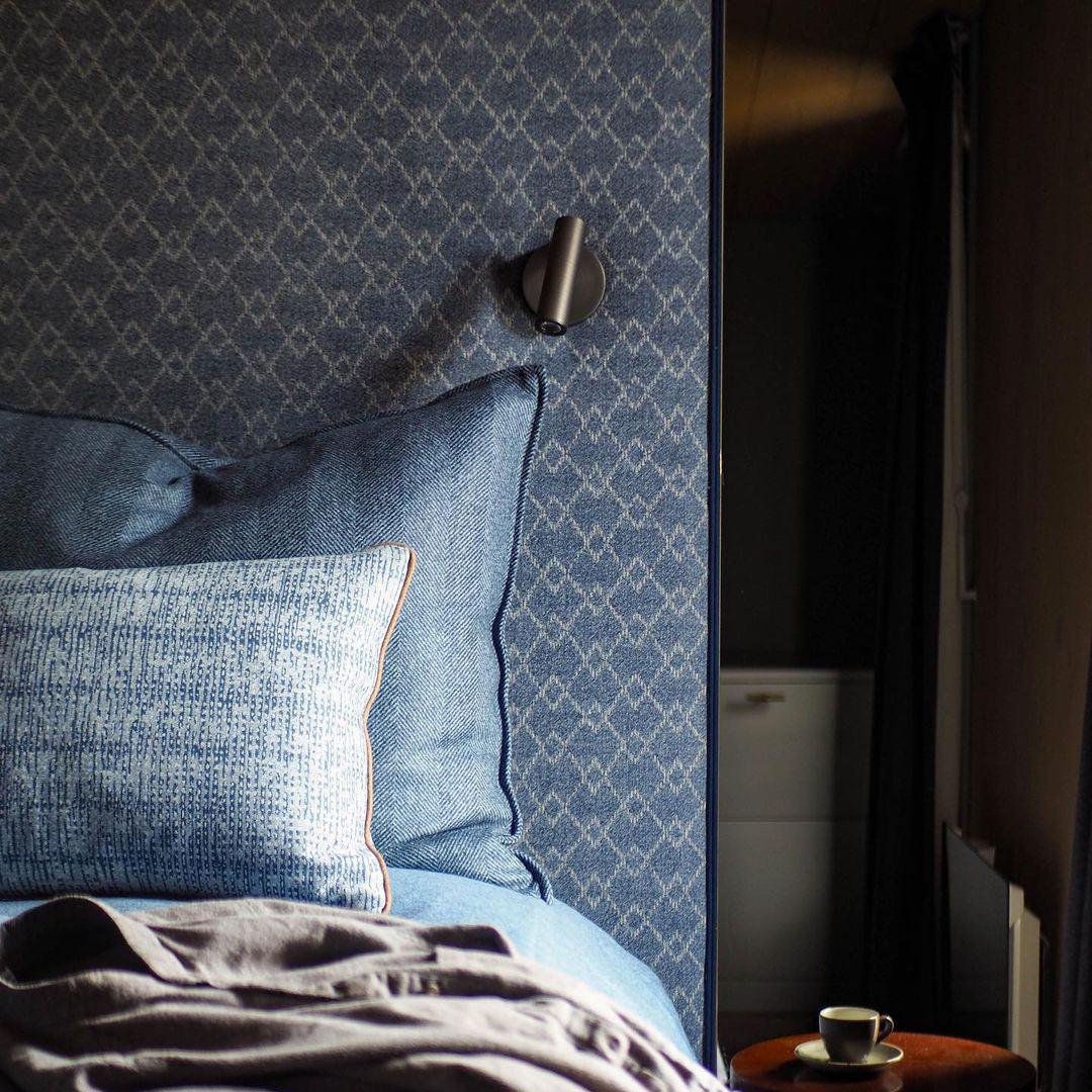 Meso Reading Wall Light