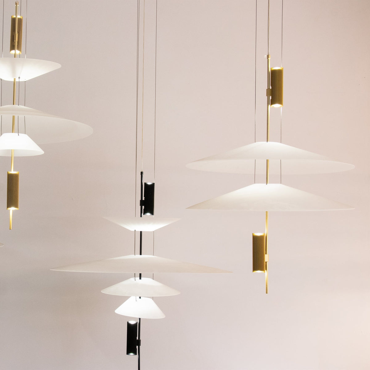 Jorveno Sculptural Pendant Light