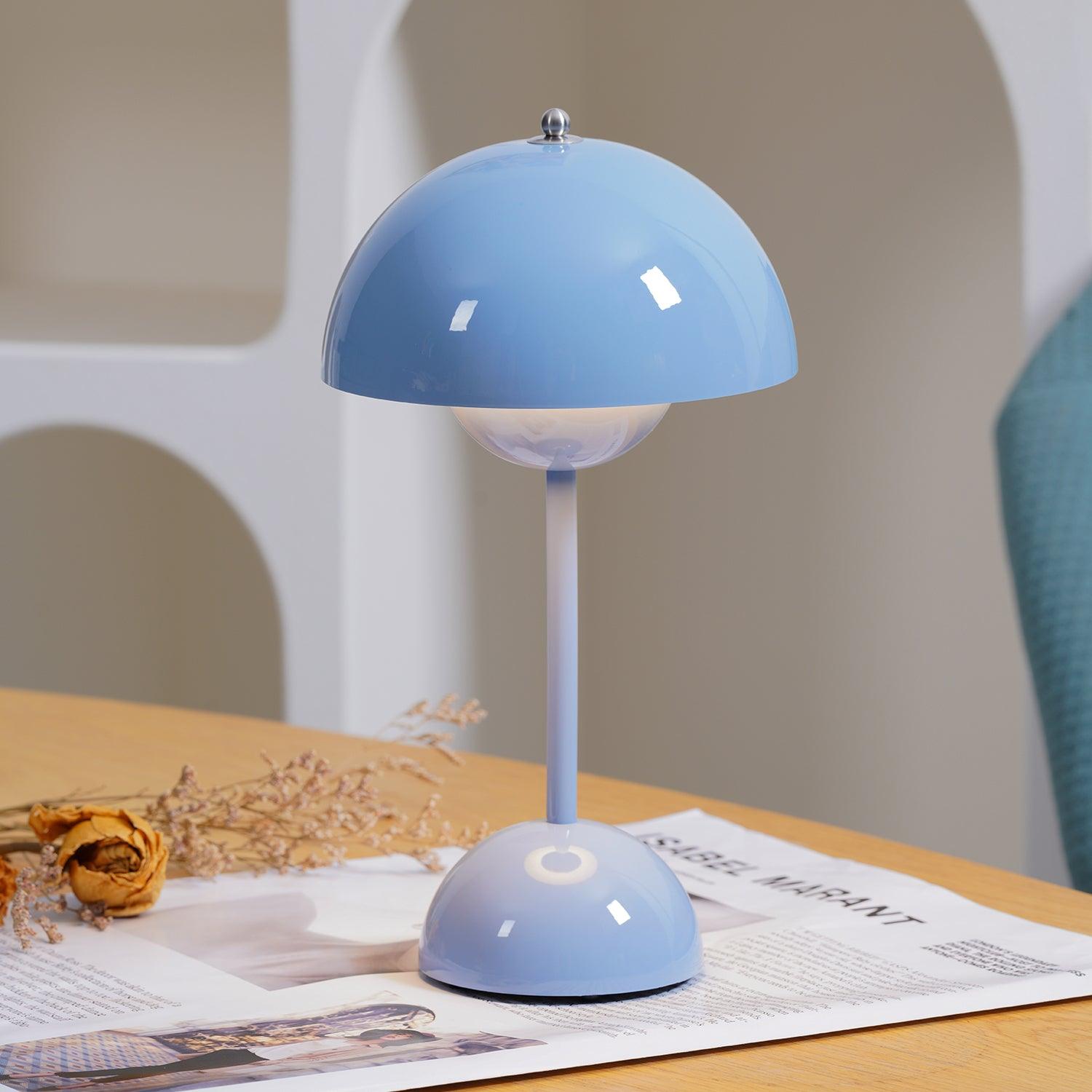 Elenva Outdoor Table Lamp