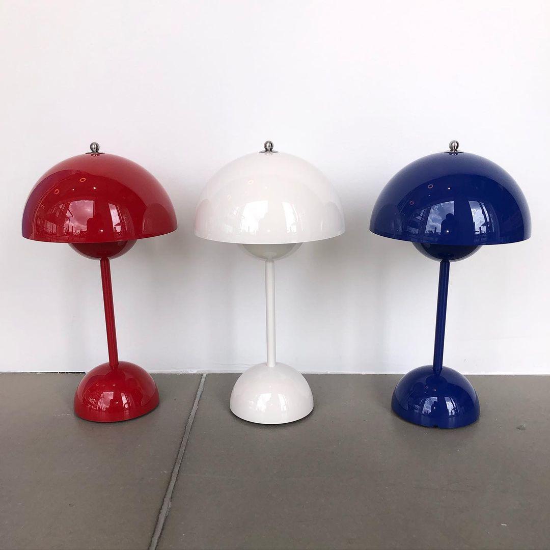 Elenva Outdoor Table Lamp