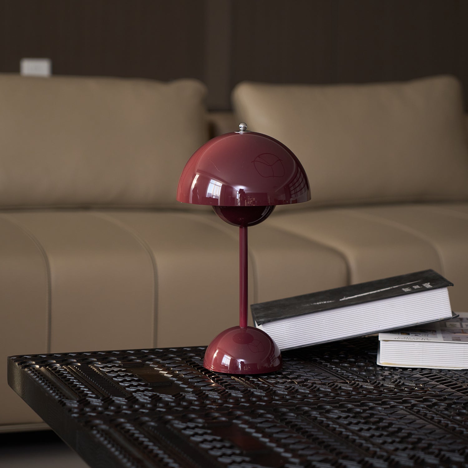 Elenva Outdoor Table Lamp