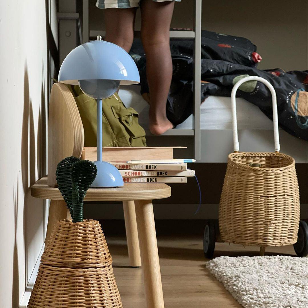 Elenva Outdoor Table Lamp