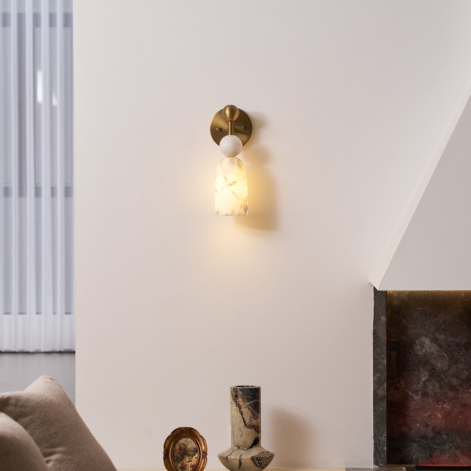 Belval Wall Light