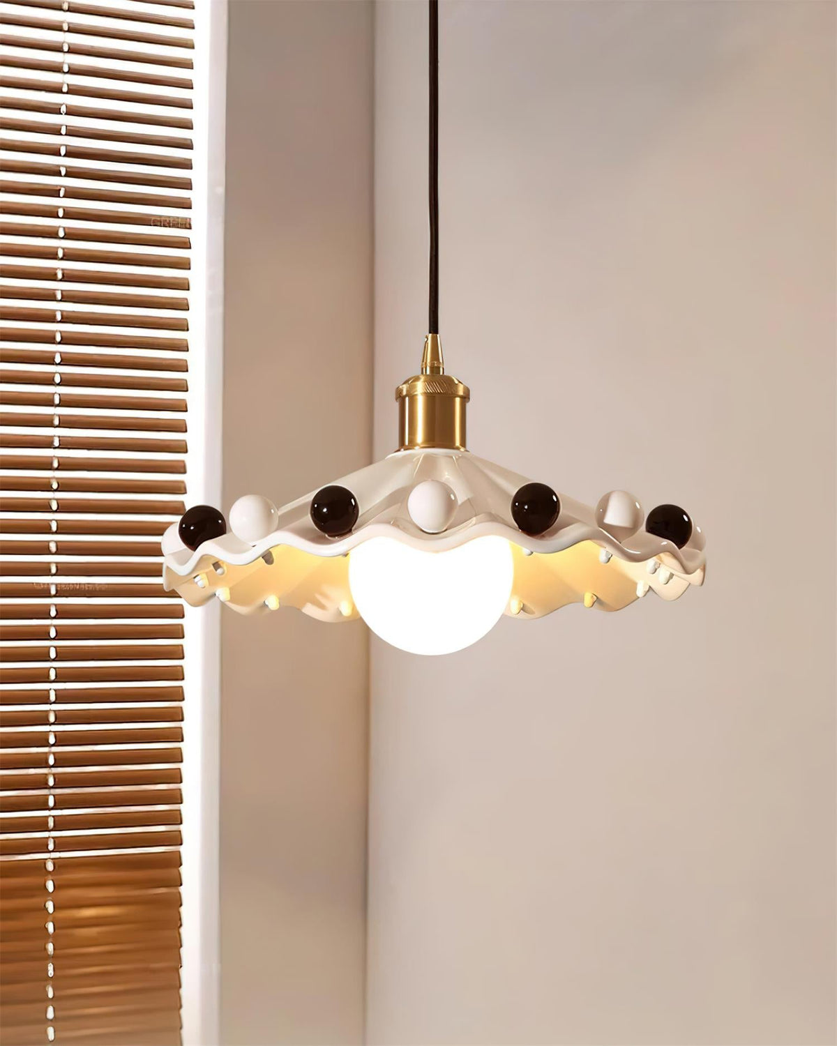 Fonthill Pendant Lamp – detail 17