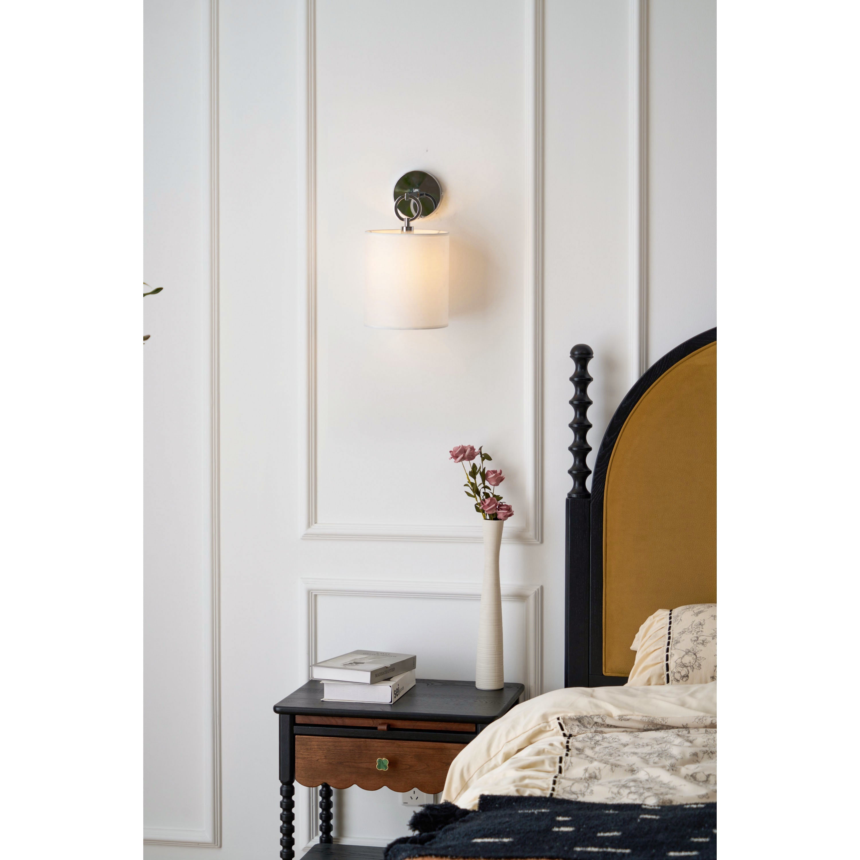 Rivor Ring Wall Light