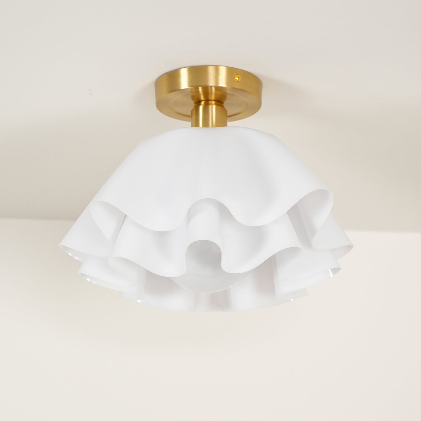 Nolano Flower Shape Ceiling Light