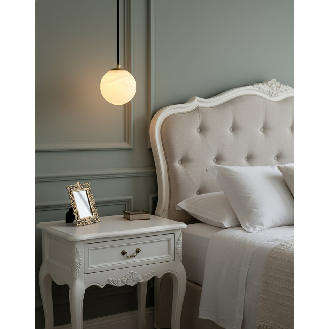 Paloisa Globe Pendant Light