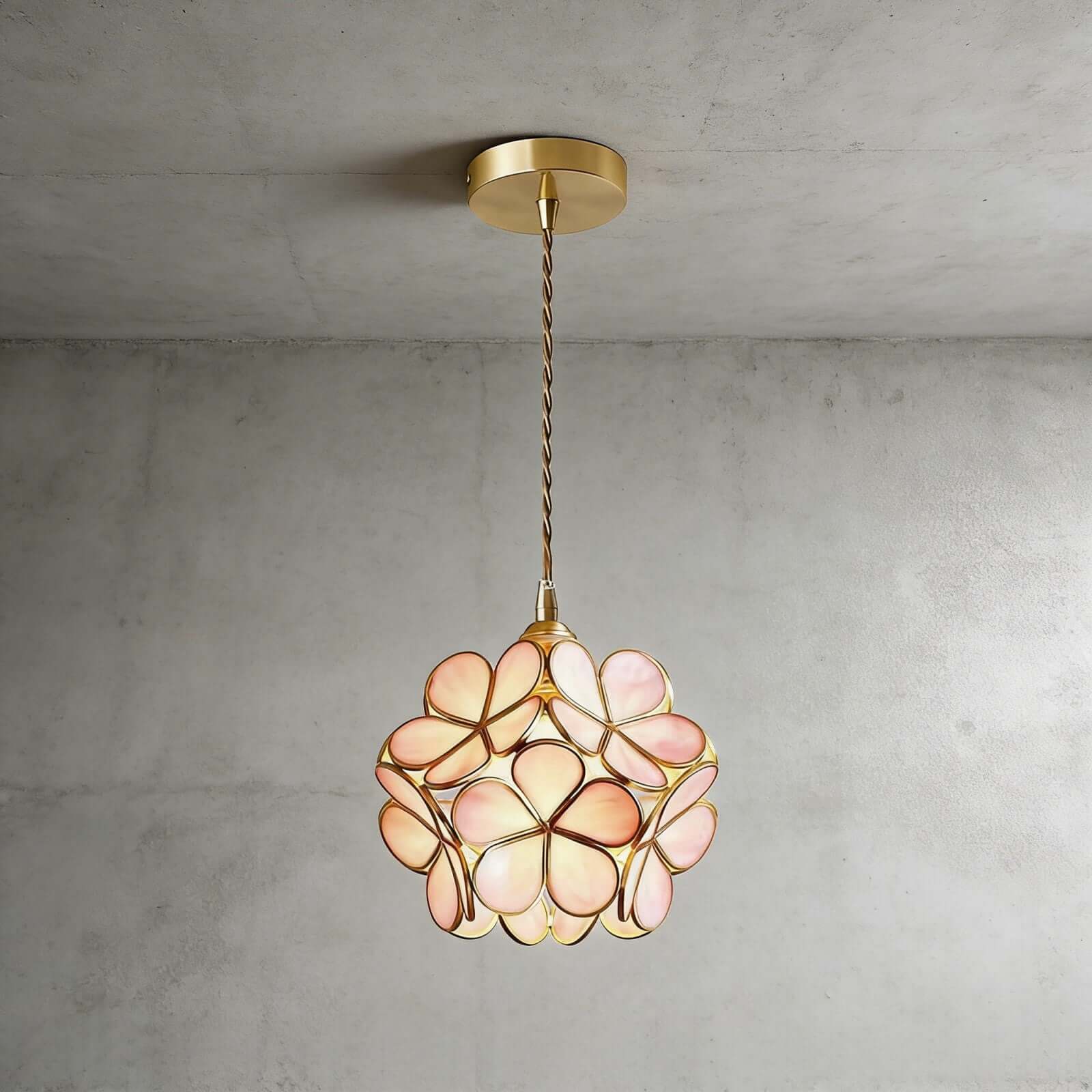 Bayen Pendant Light