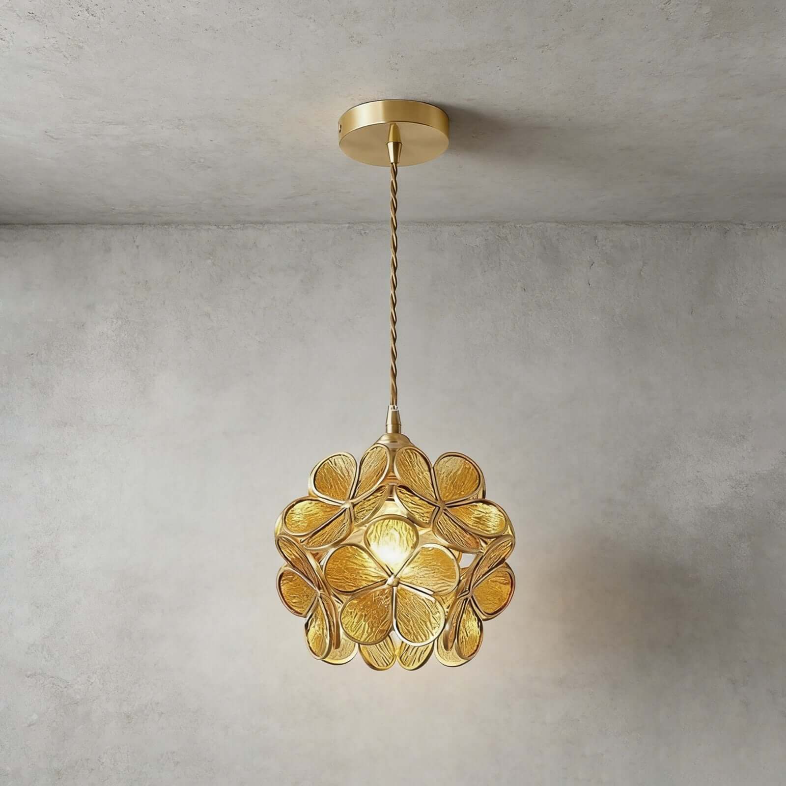 Bayen Pendant Light