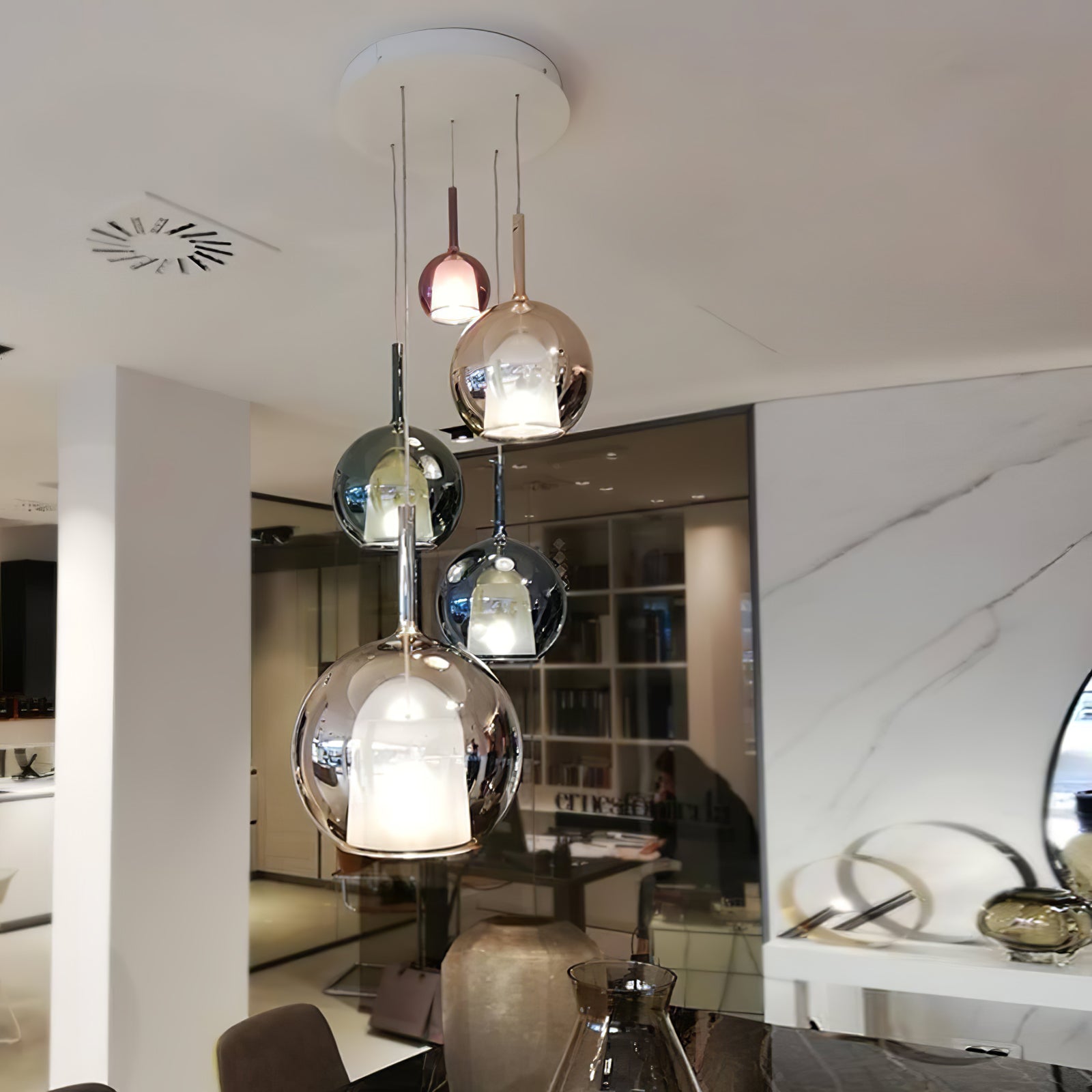 Vyreno Globe Pendant Light
