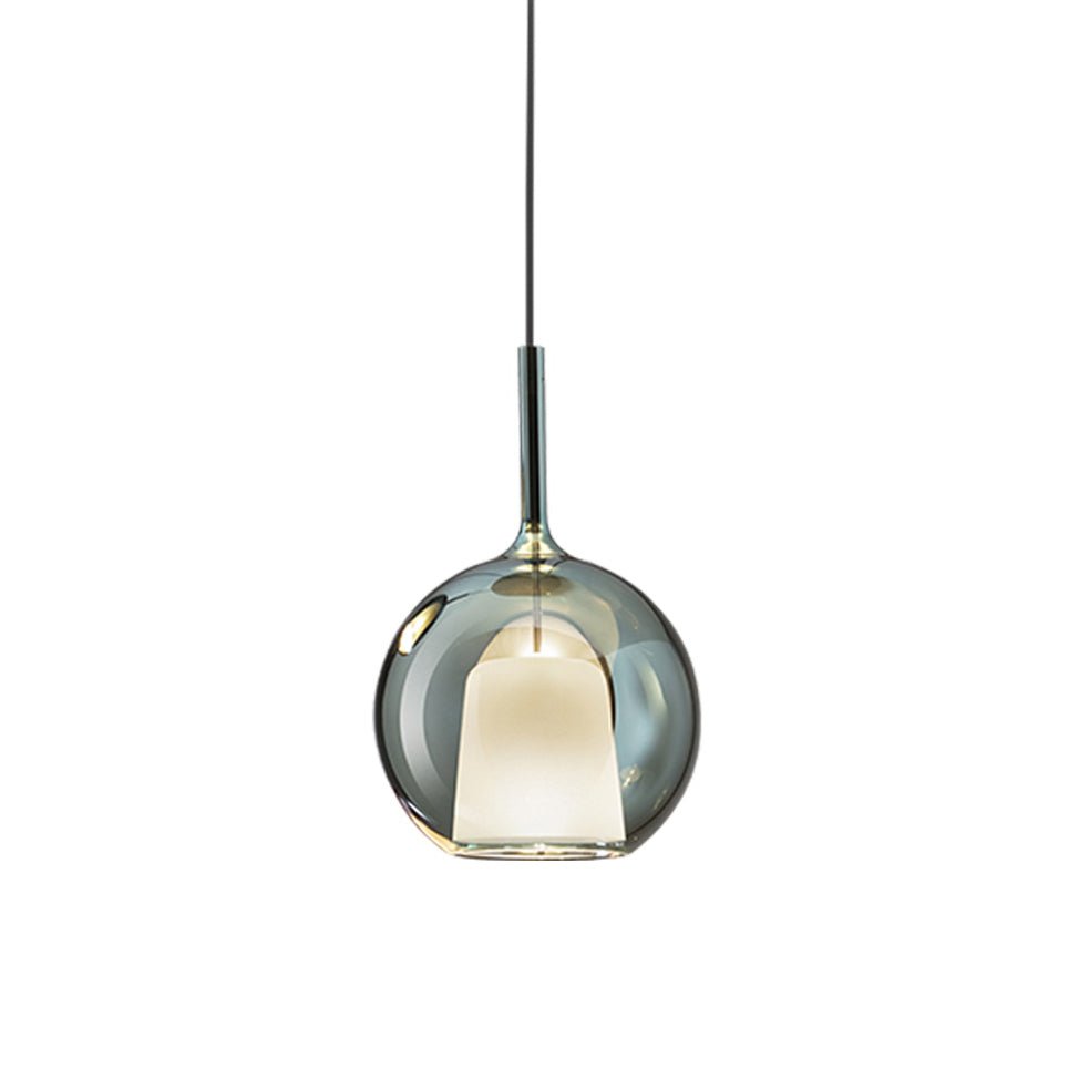 Vyreno Globe Pendant Light