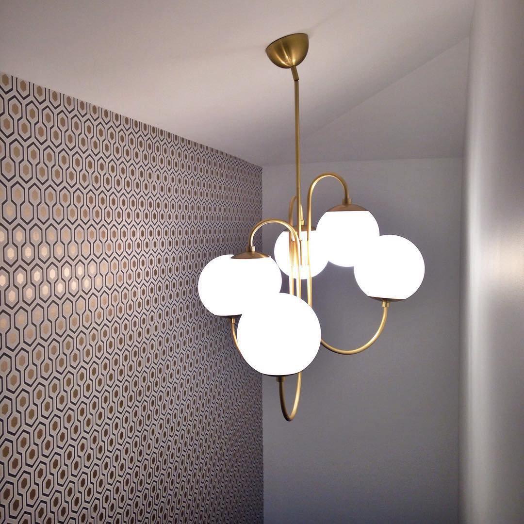 Jornoen Globe Chandelier
