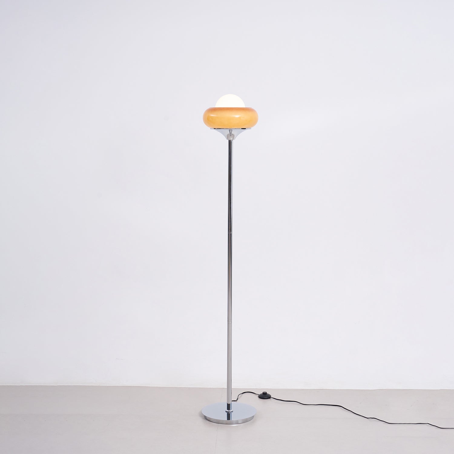 Nolla Globe Floor Lamp