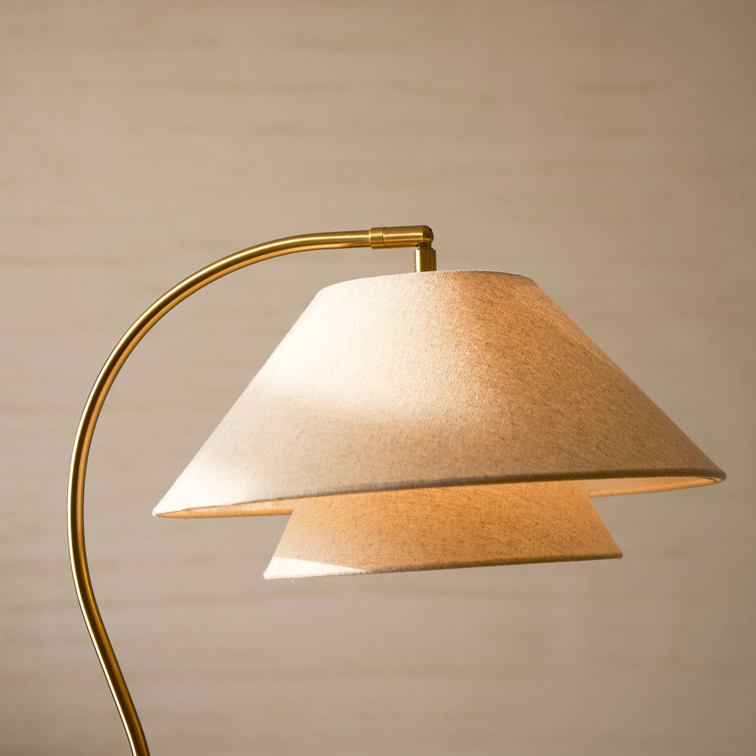 Okave Floor Lamp