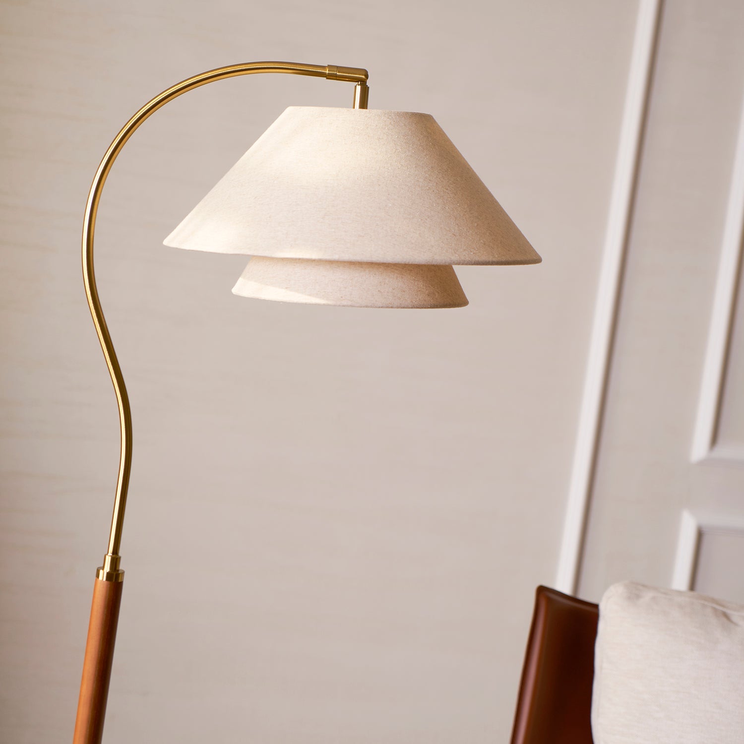 Okave Floor Lamp
