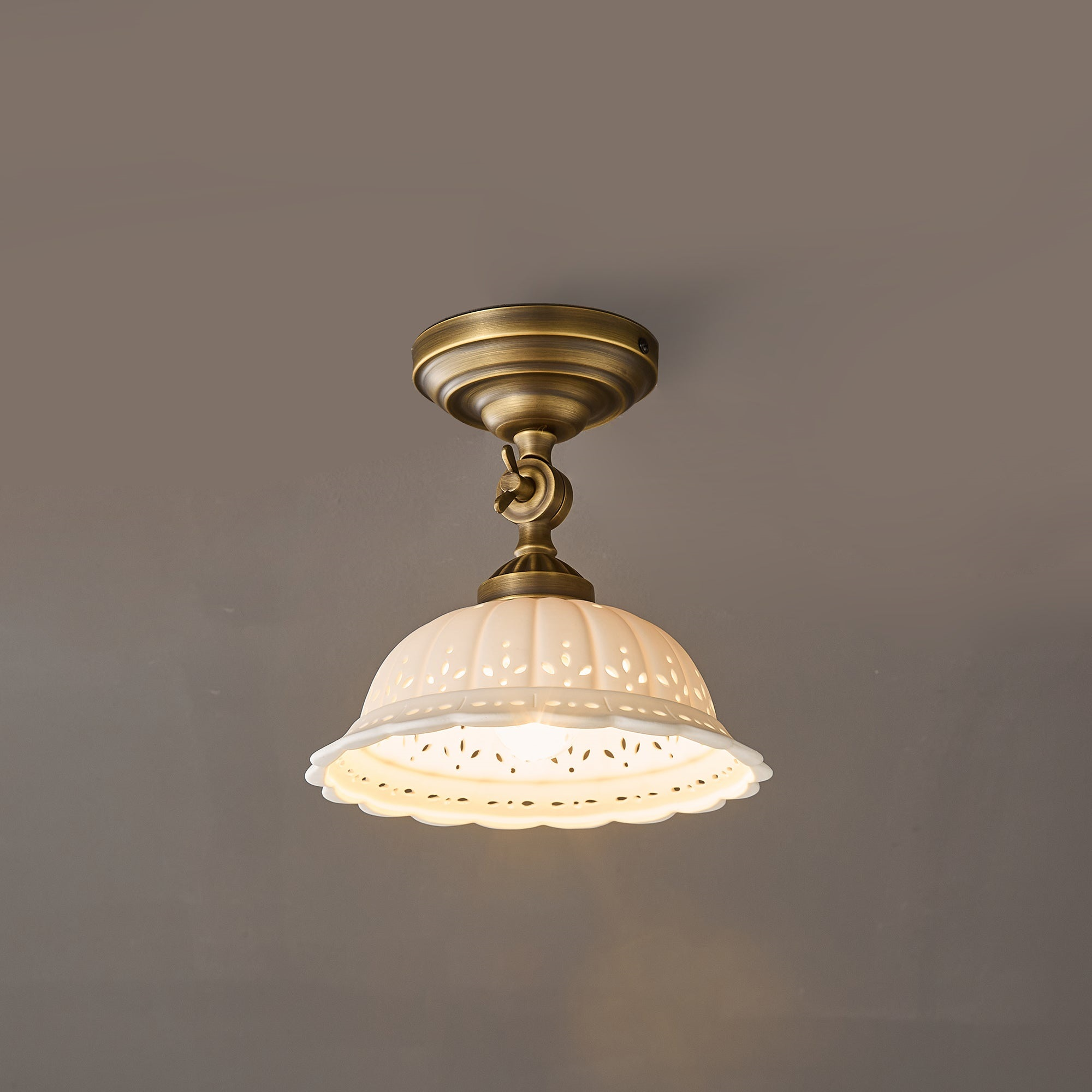 Roenal Ceiling Light
