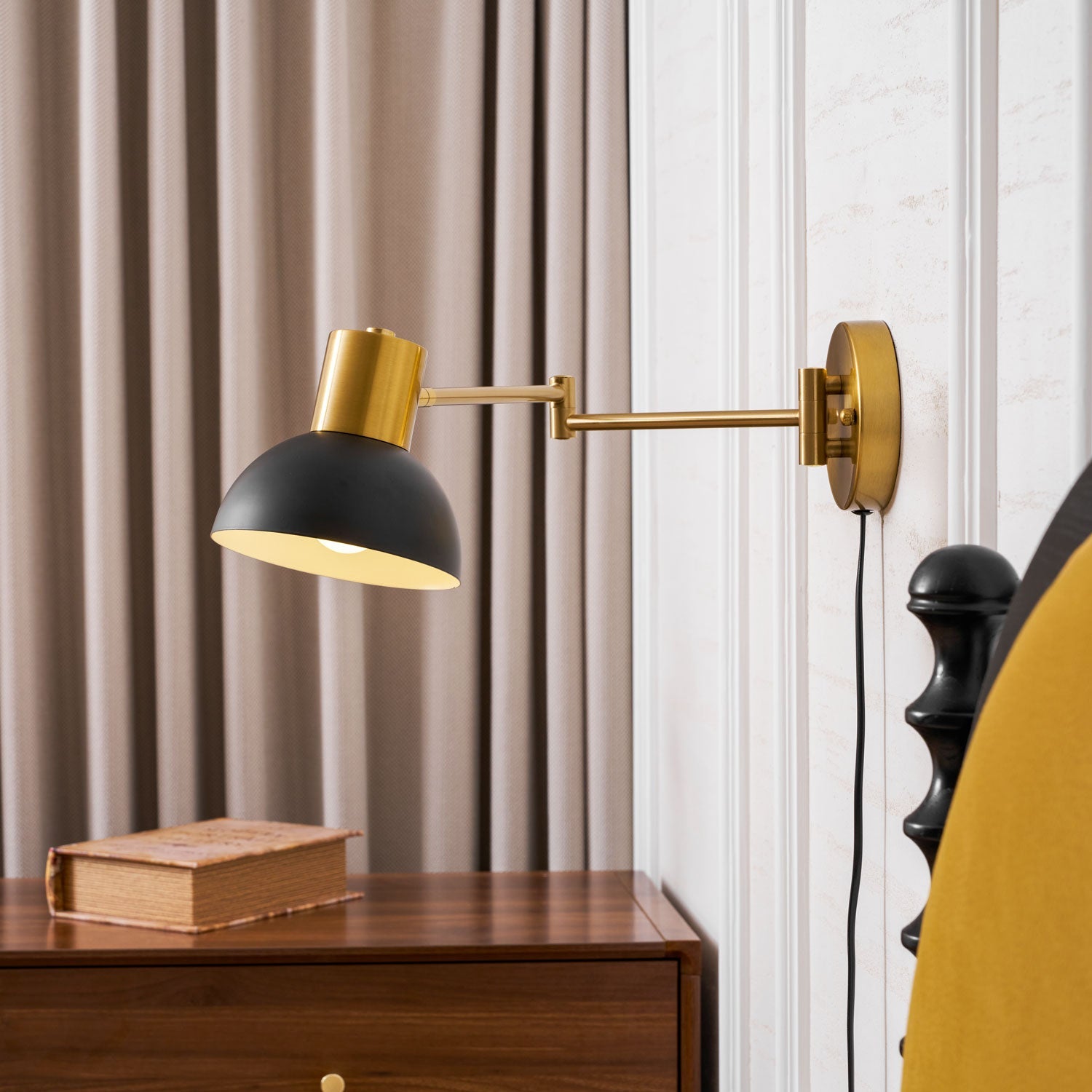 Paxdenko Adjustable Wall Light