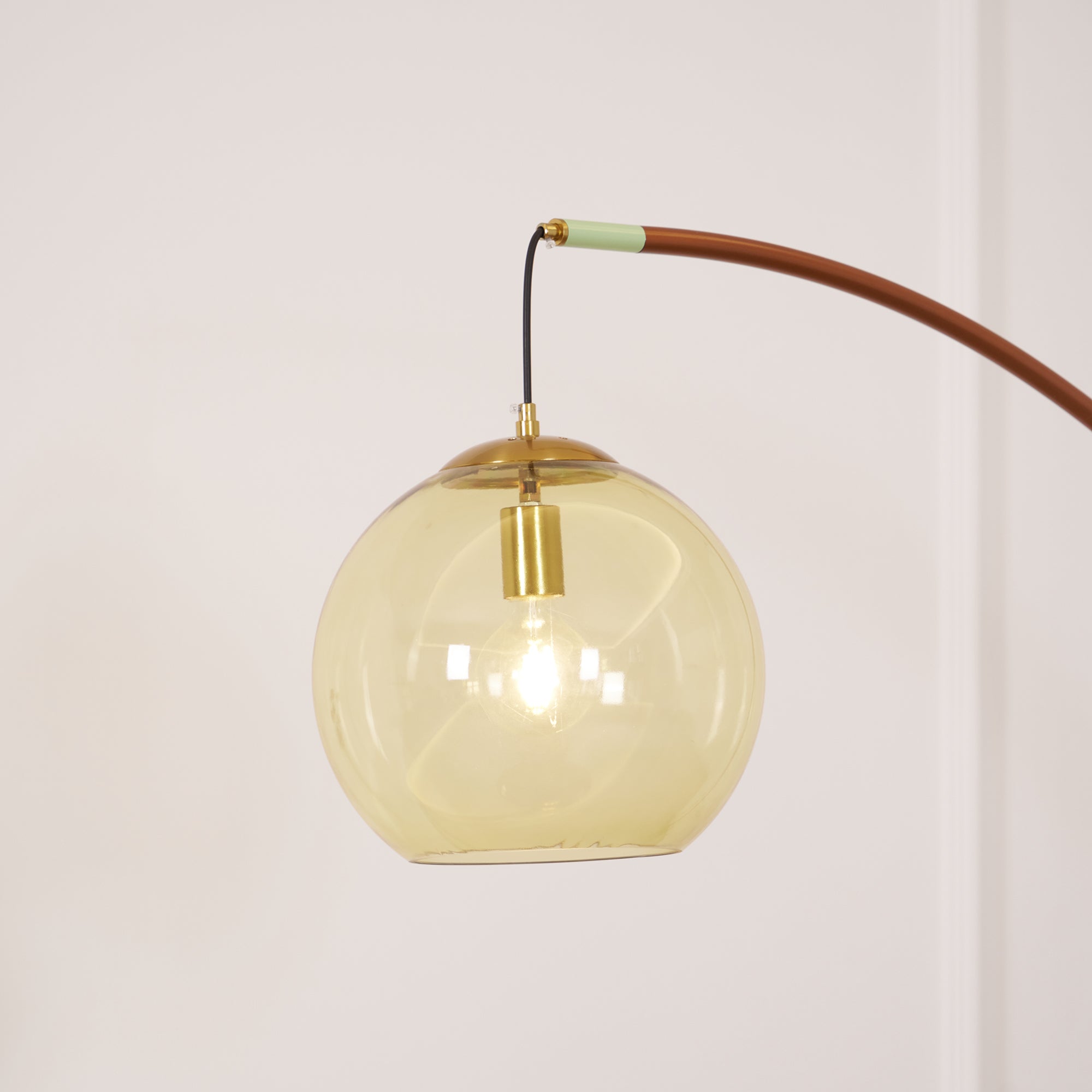 Arilin Arc Floor Lamp