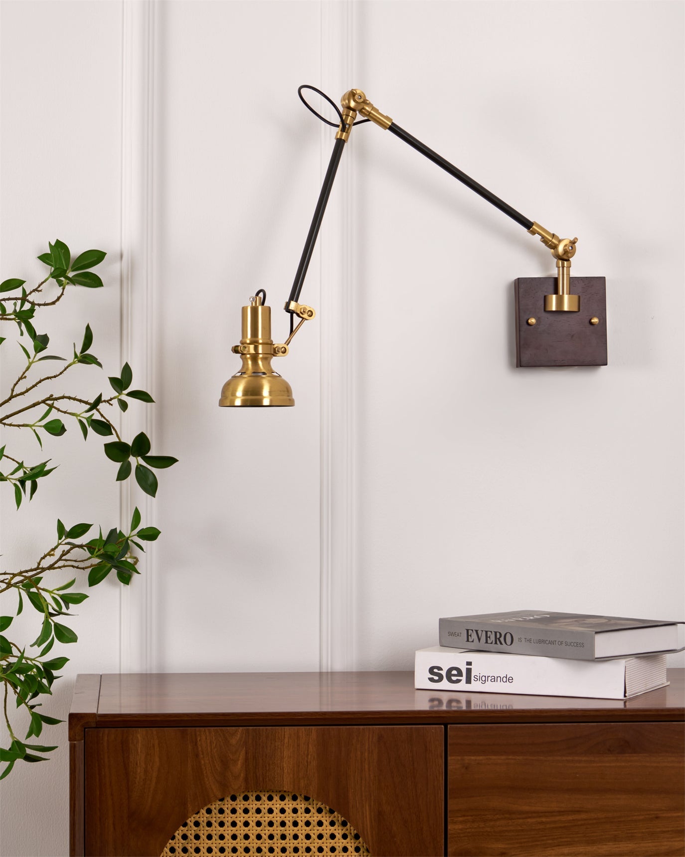 Fennlen Swing Arm Wall Light