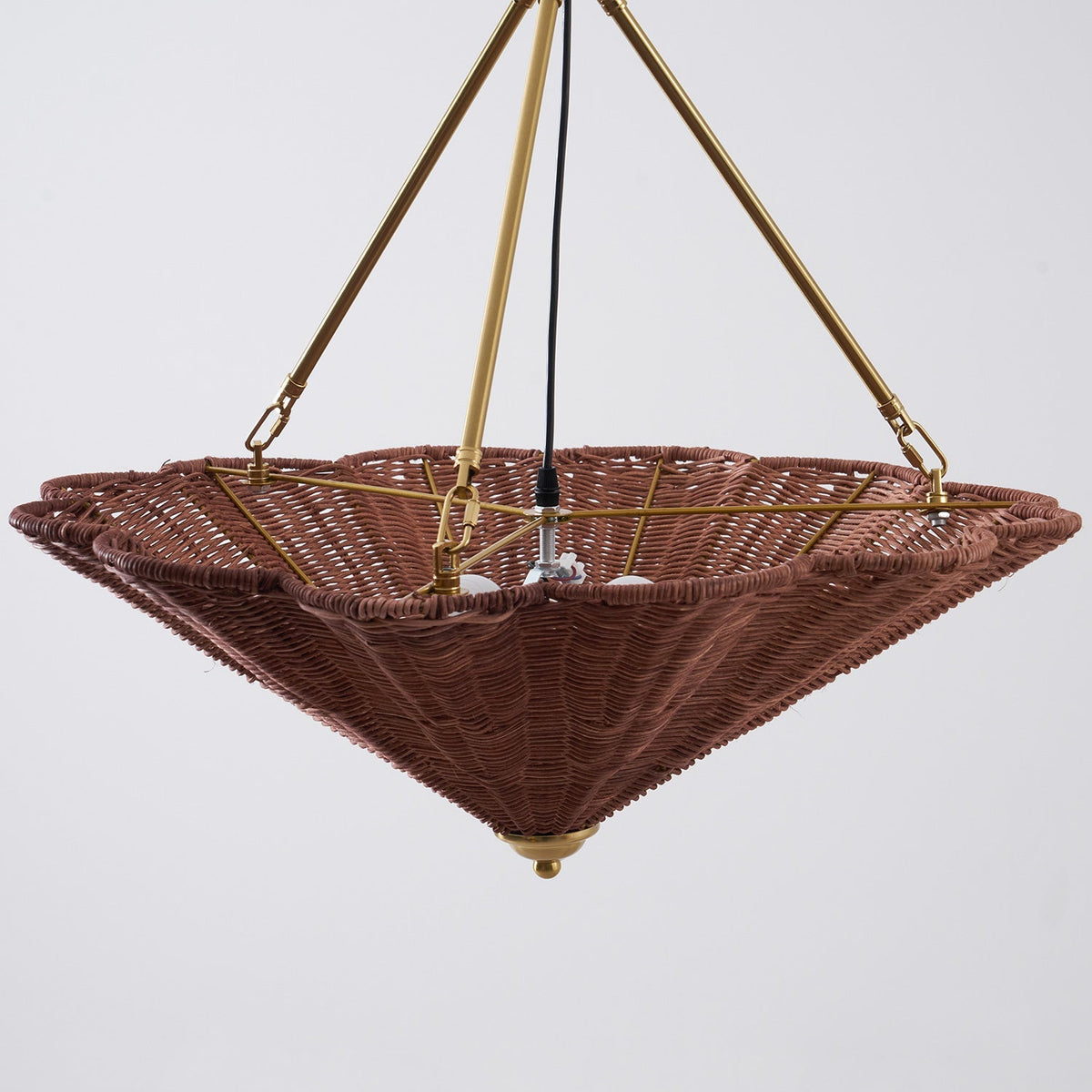 Wilovaer Sculptural Chandelier