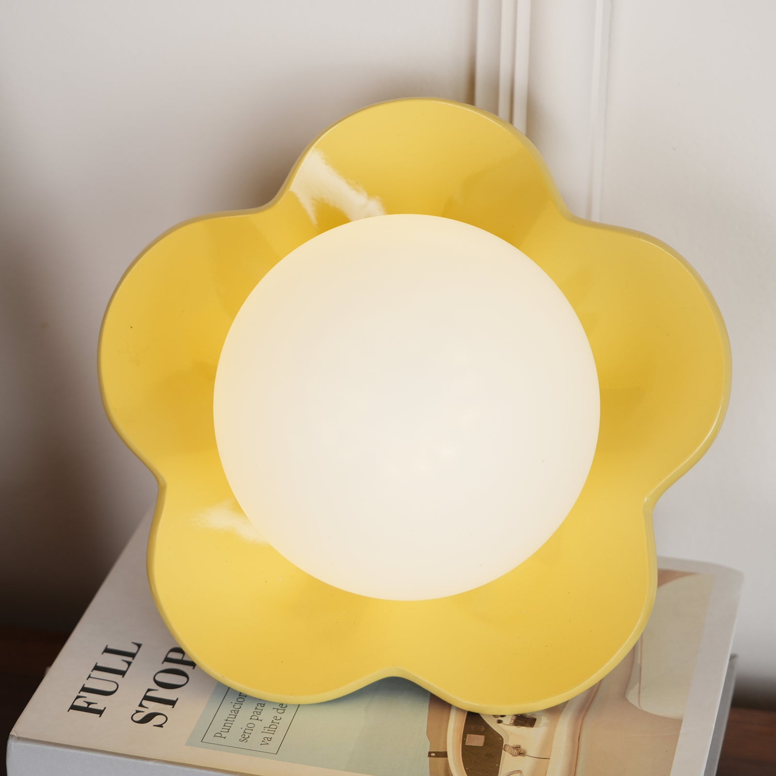 Marmar Flower Wall Light