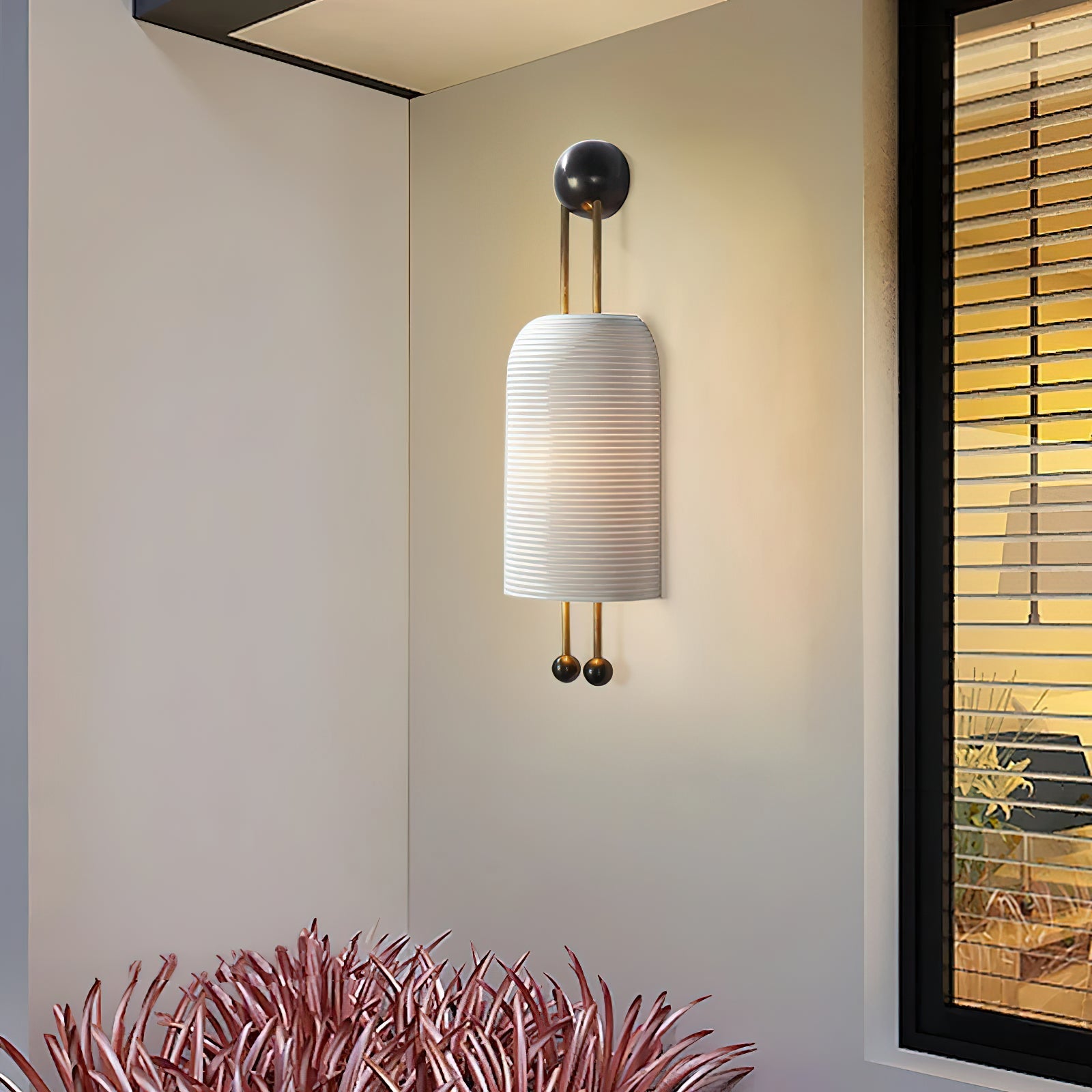Sorave Ribbed Wall Light