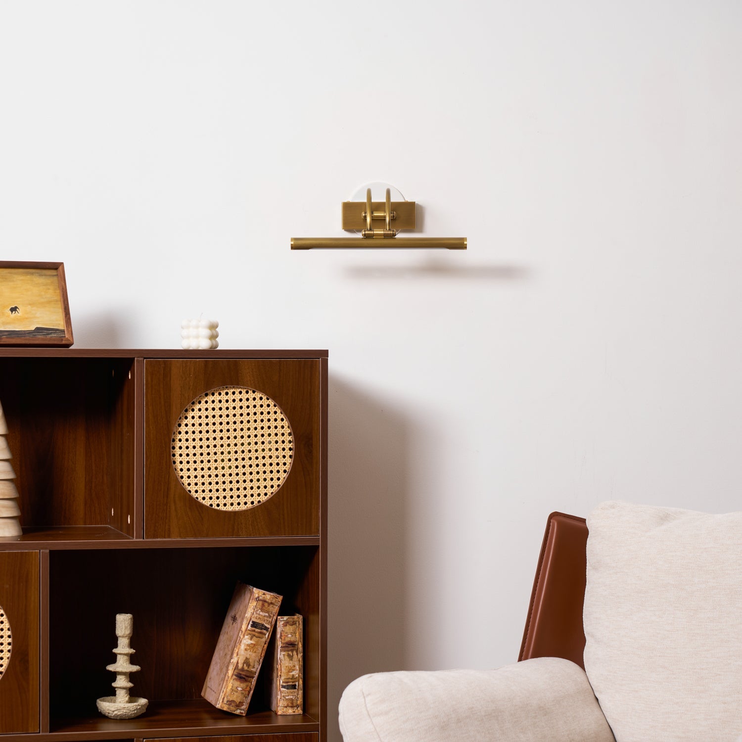 Lexanus Linear Wall Light