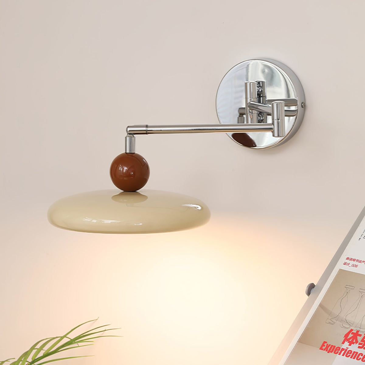 Lola Swing Arm Wall Lamp – detail 4