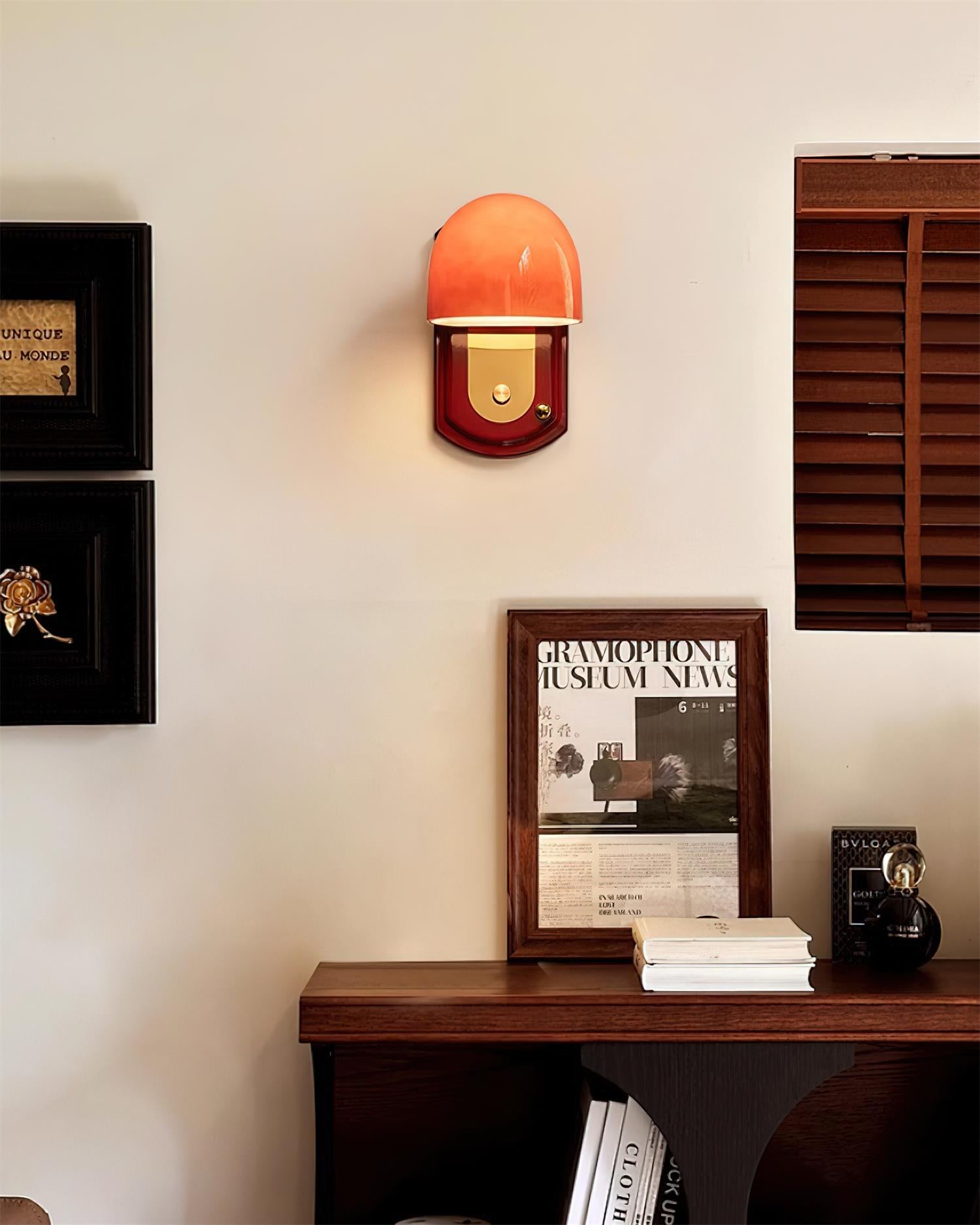Calaro Wall Light