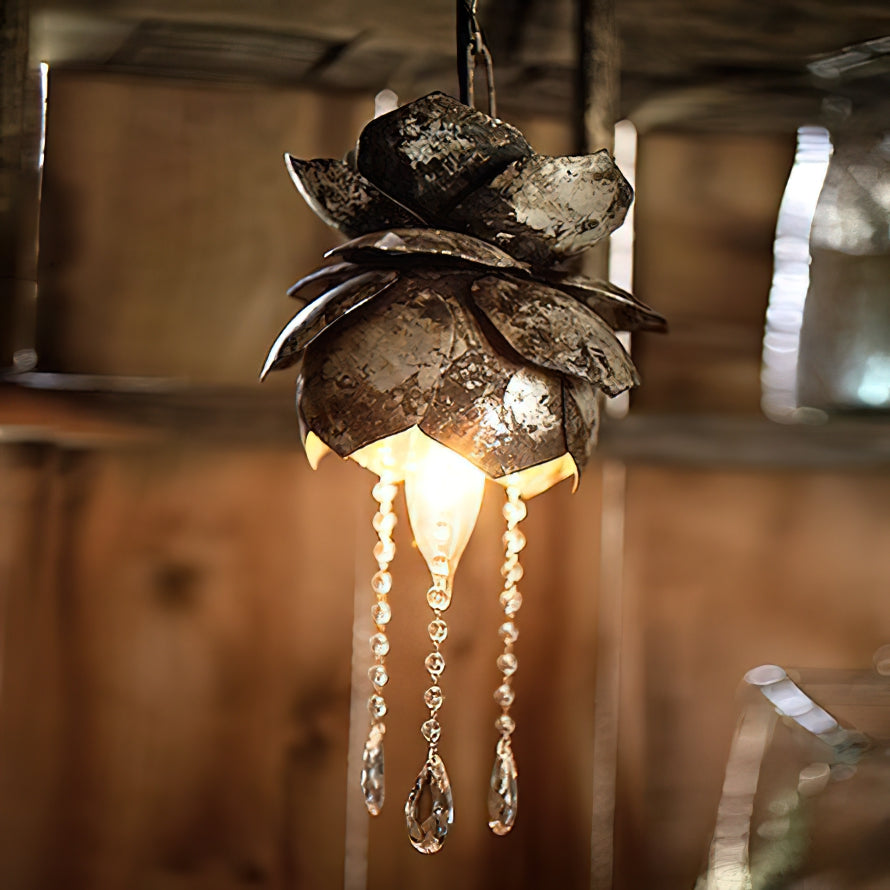 Liotona Floral Pendant Light