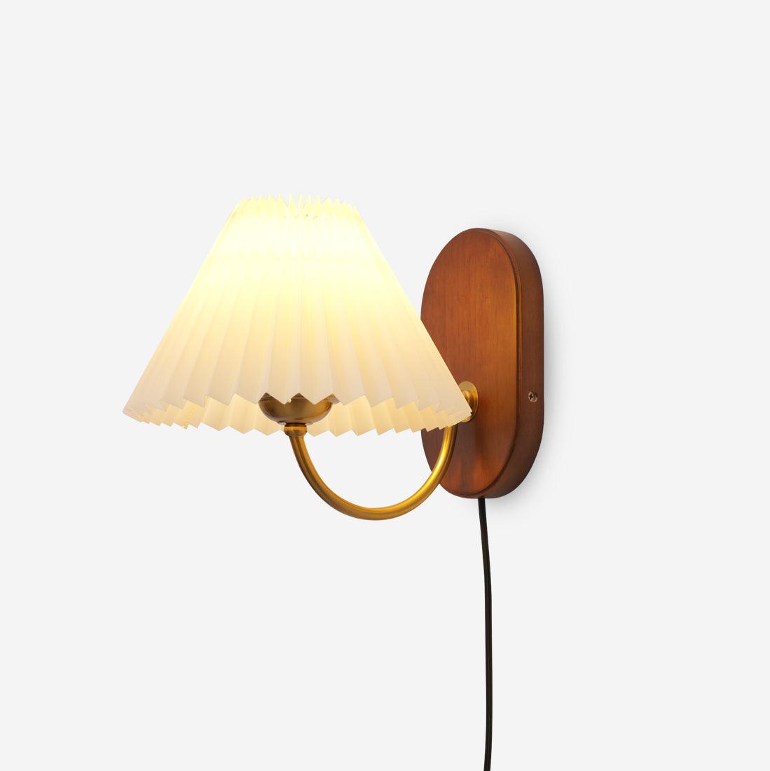 Quinialin Wall Light