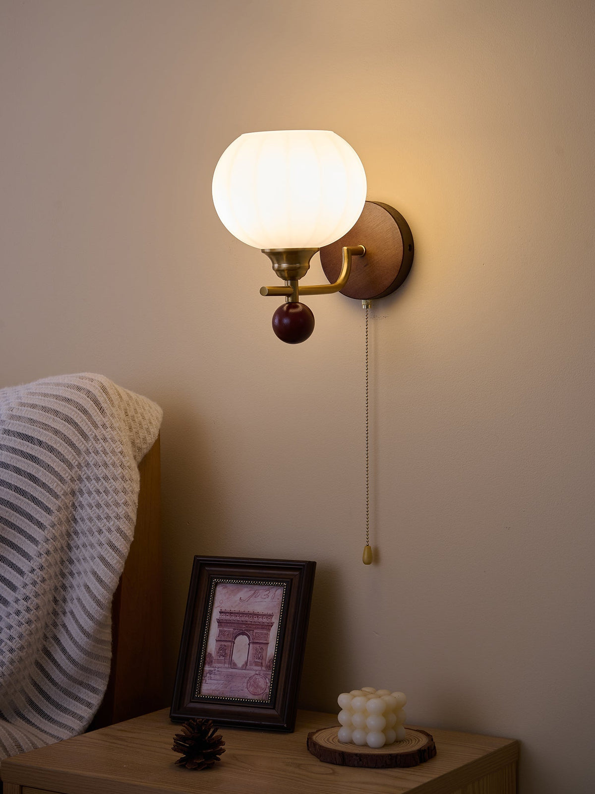 Lumea Crest Wall Lamp – detail 12