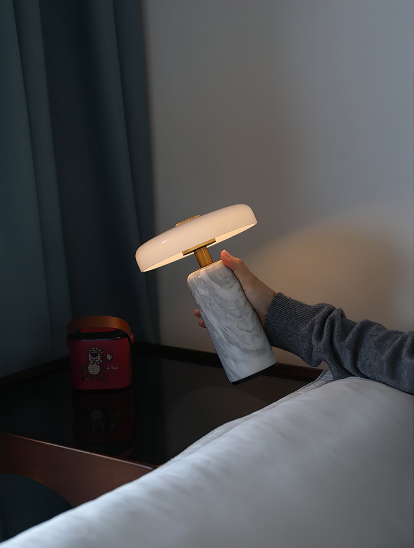 Sagean Marble Table Lamp