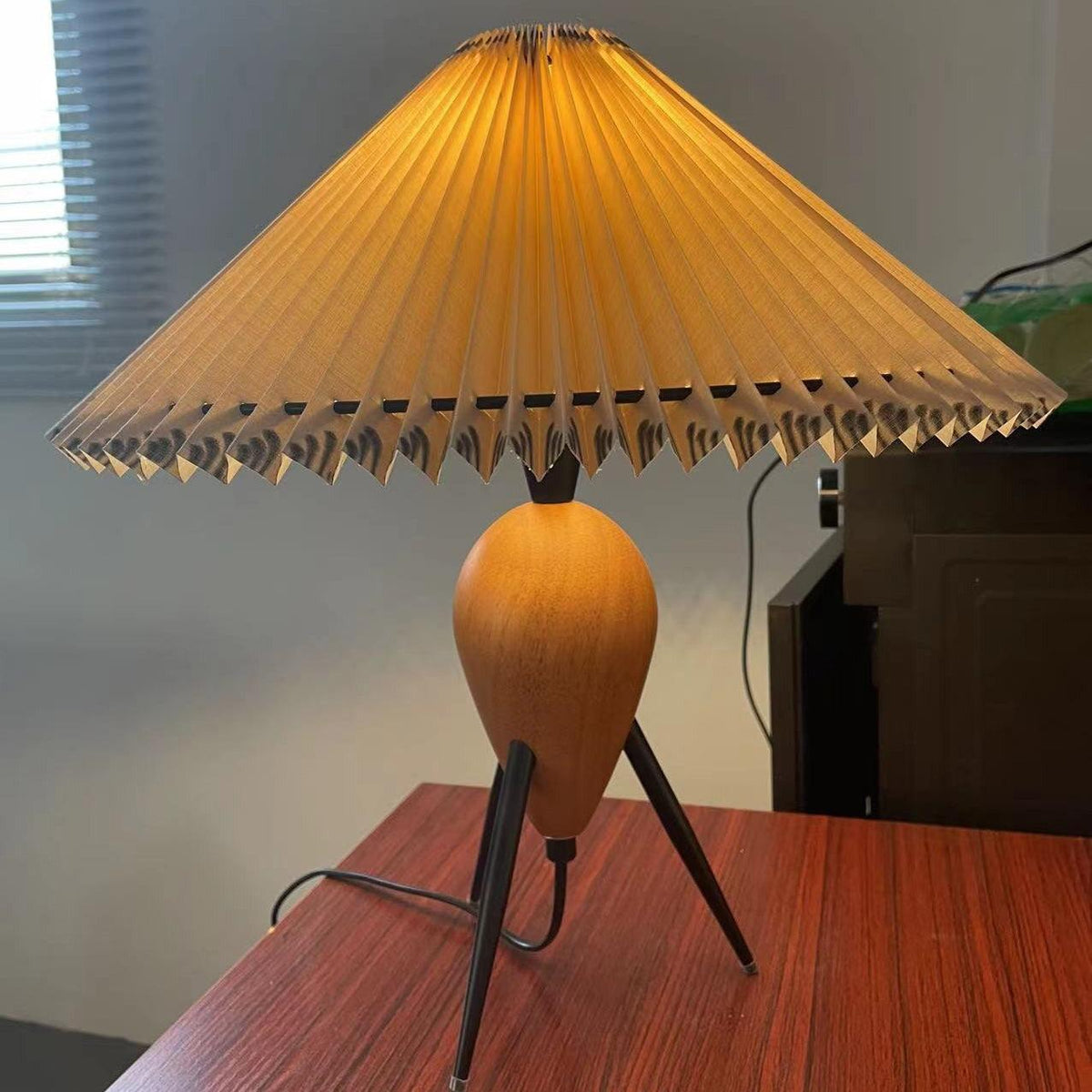 Makie Table Lamp – detail 29