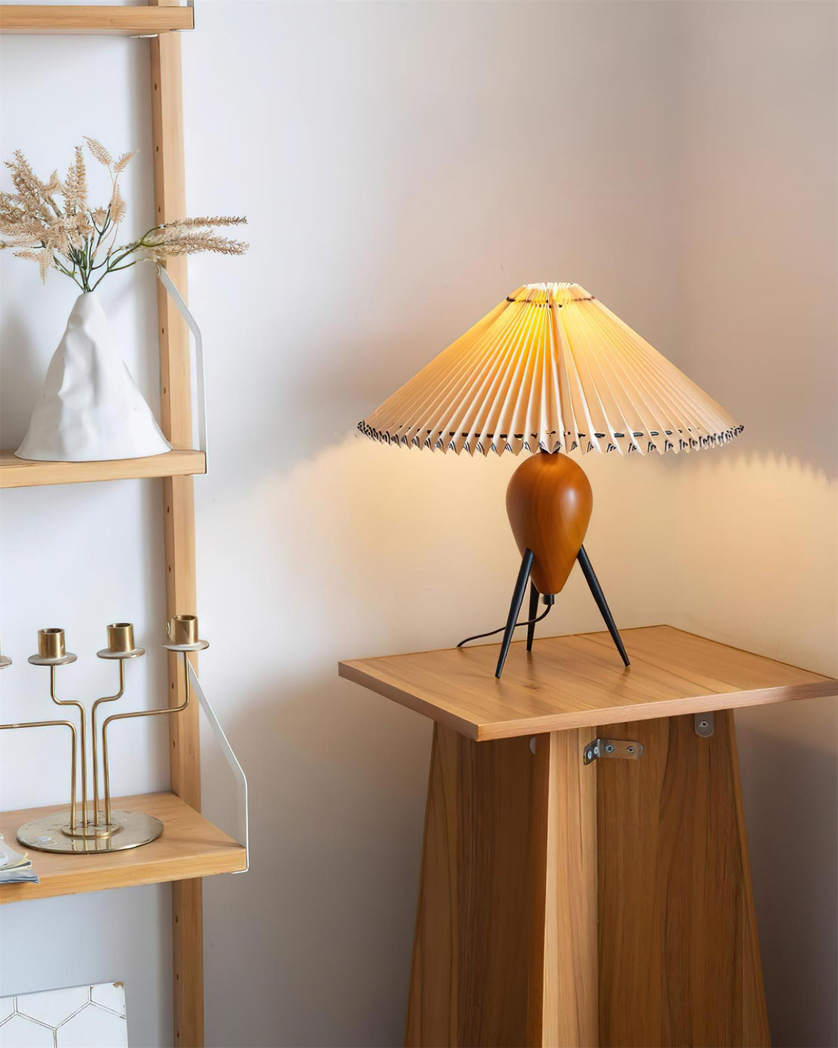 Makie Table Lamp – detail 40
