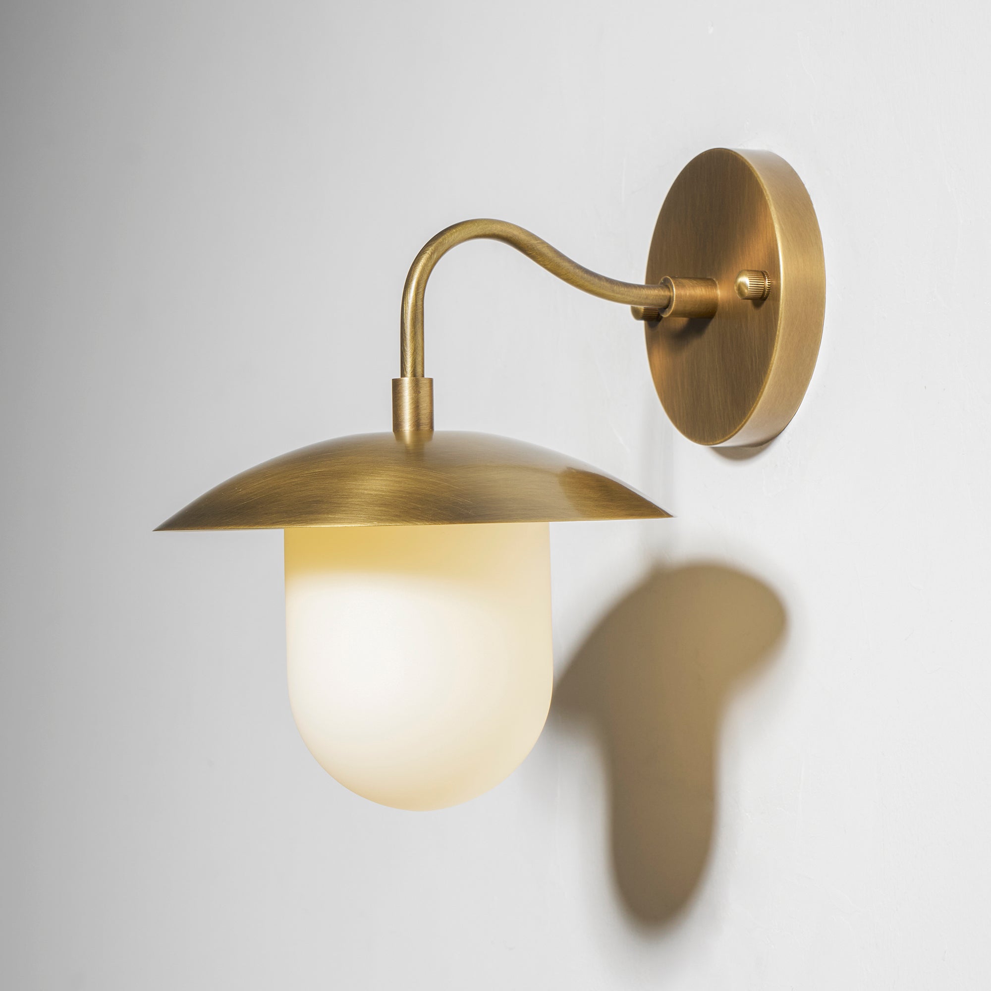 Roley Wall Light