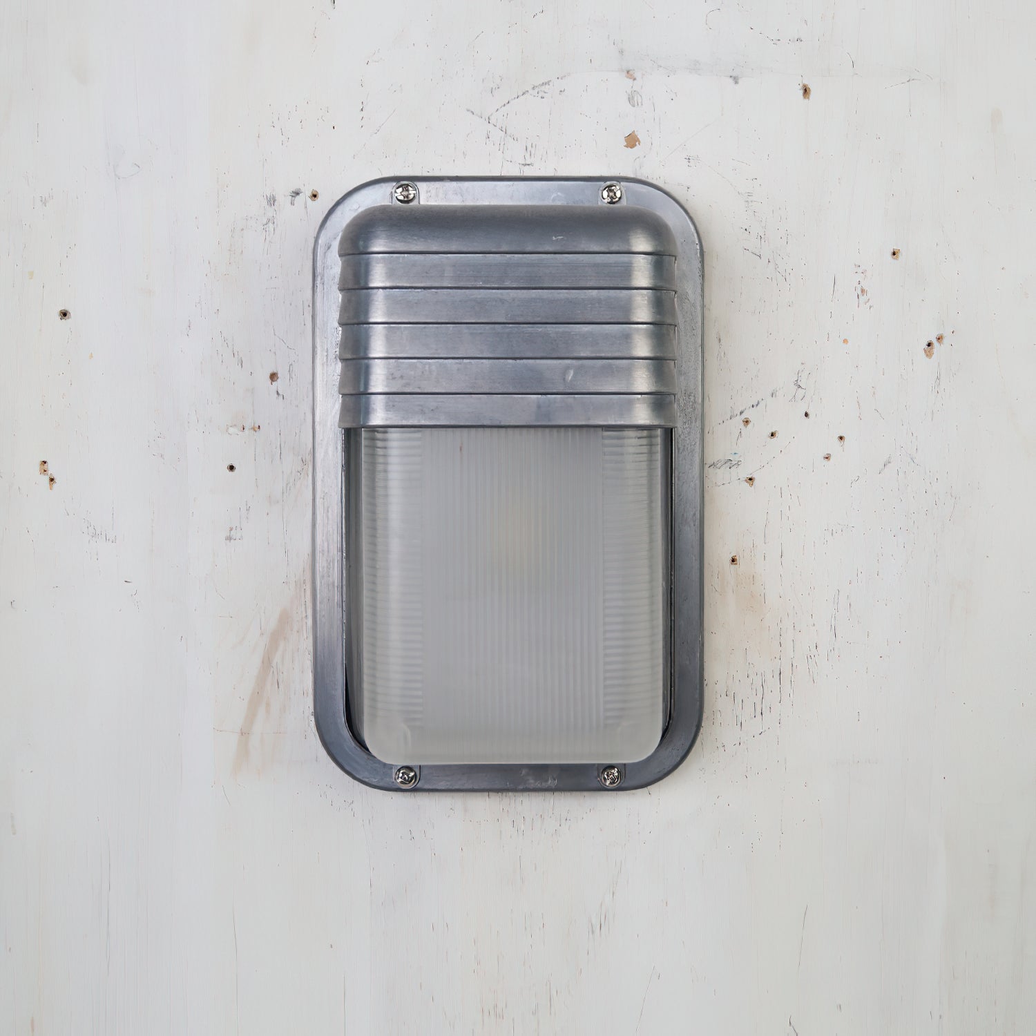 Riova Outdoor Wall Light