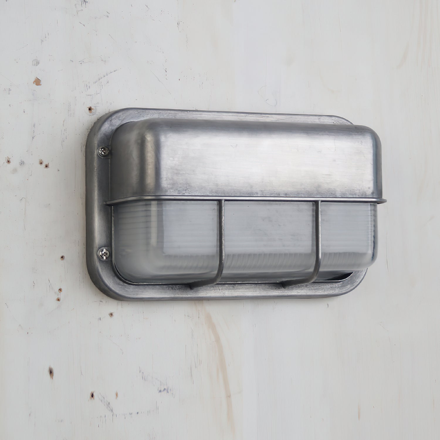 Riova Outdoor Wall Light